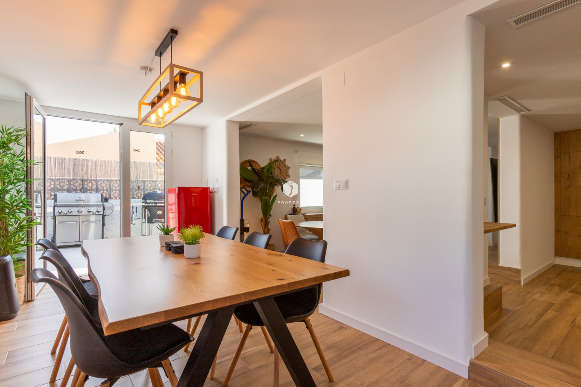 Aus zweiter Hand - Villa -
Los Balcones - Costa Blanca