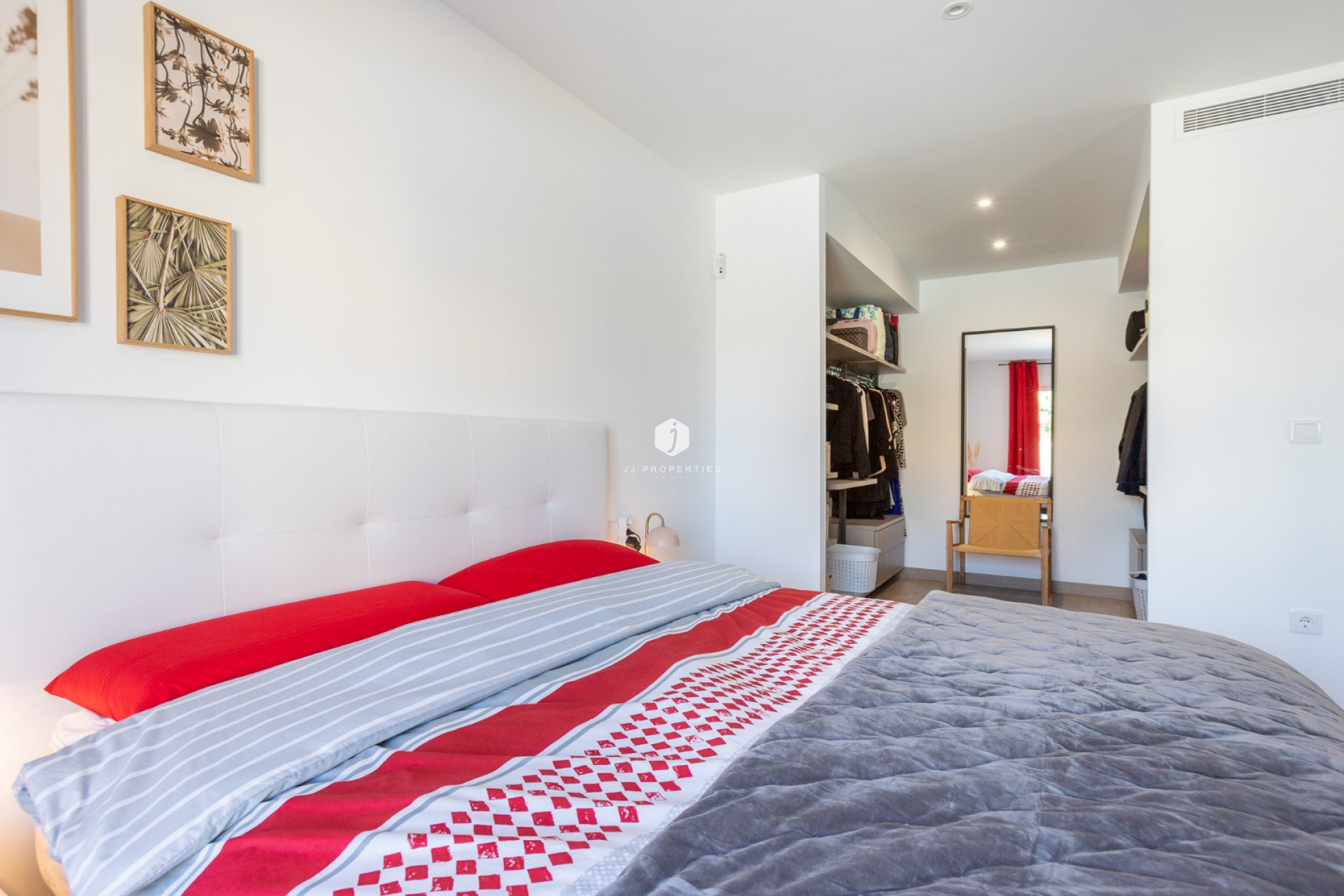 Aus zweiter Hand - Villa -
Los Balcones - Costa Blanca