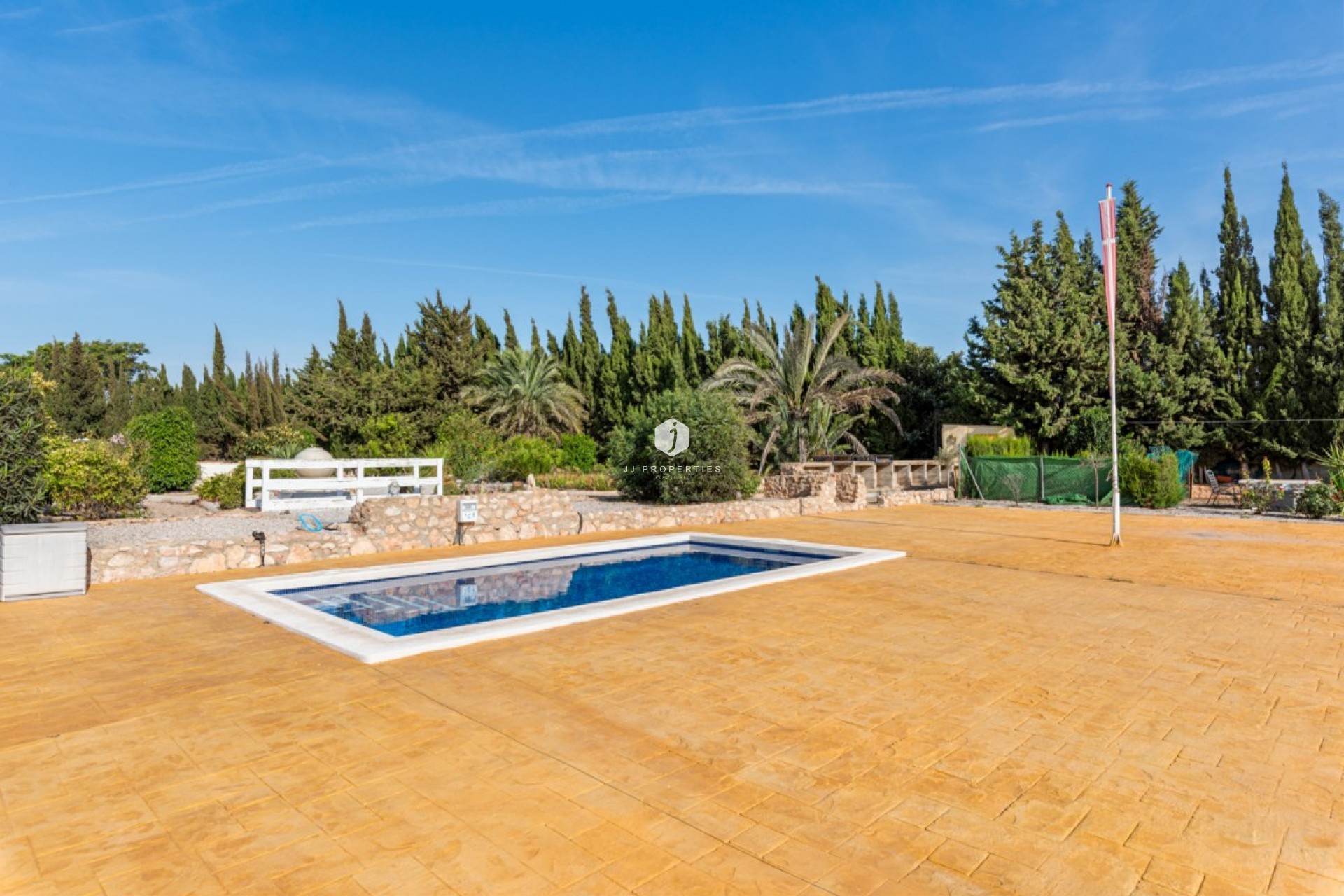 Aus zweiter Hand - Villa -
Los Montesinos - Costa Blanca