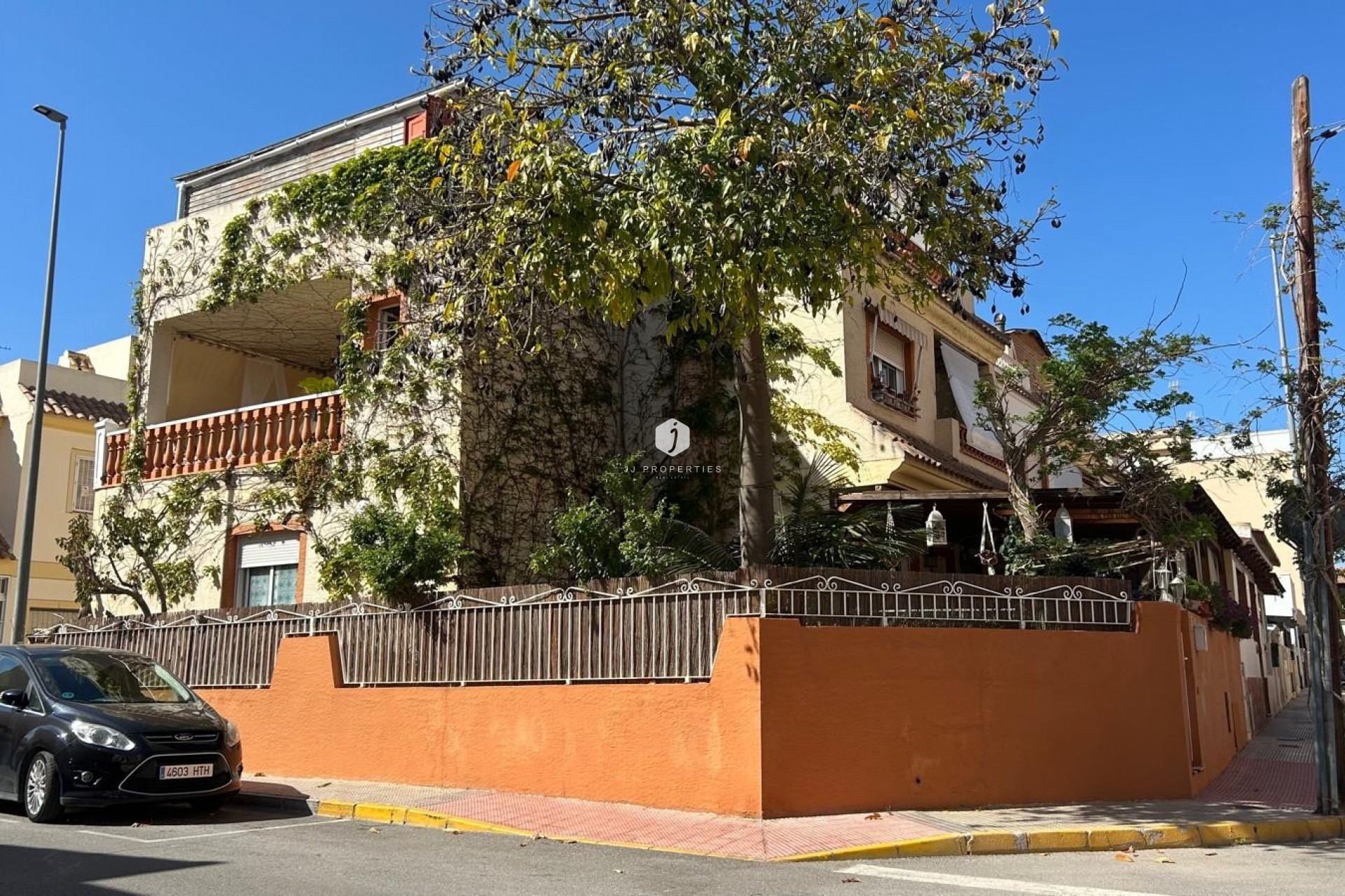 Aus zweiter Hand - Villa -
Los Montesinos - Costa Blanca