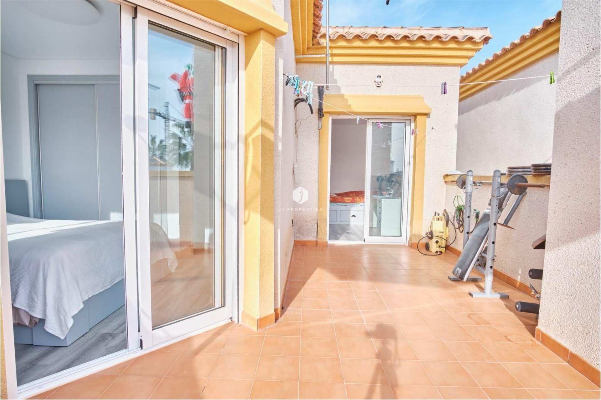 Aus zweiter Hand - Villa -
Los Montesinos - Costa Blanca