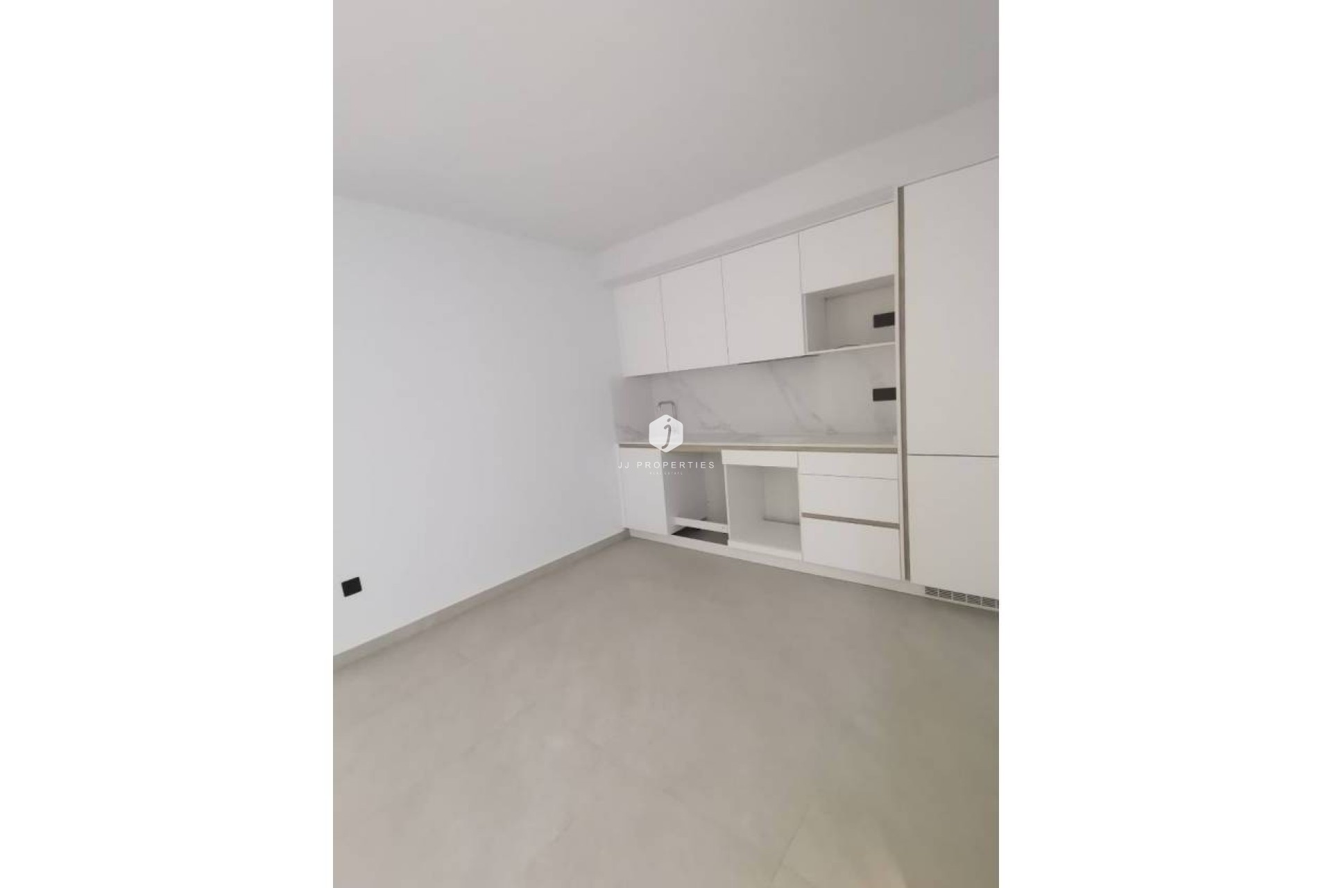 Aus zweiter Hand - Villa -
Los Montesinos - Costa Blanca