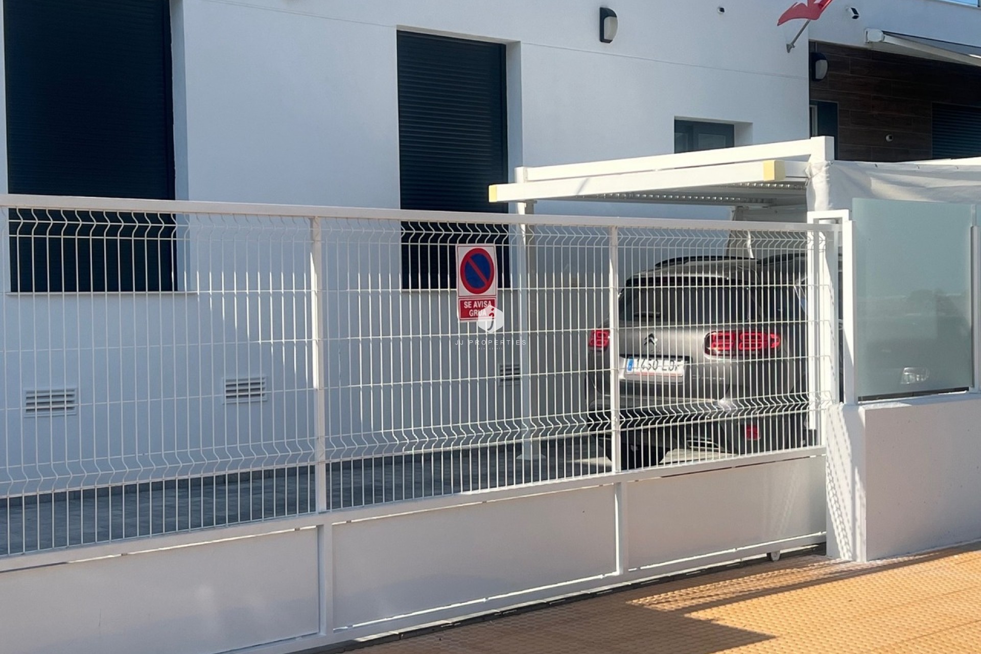 Aus zweiter Hand - Villa -
Los Montesinos - Costa Blanca