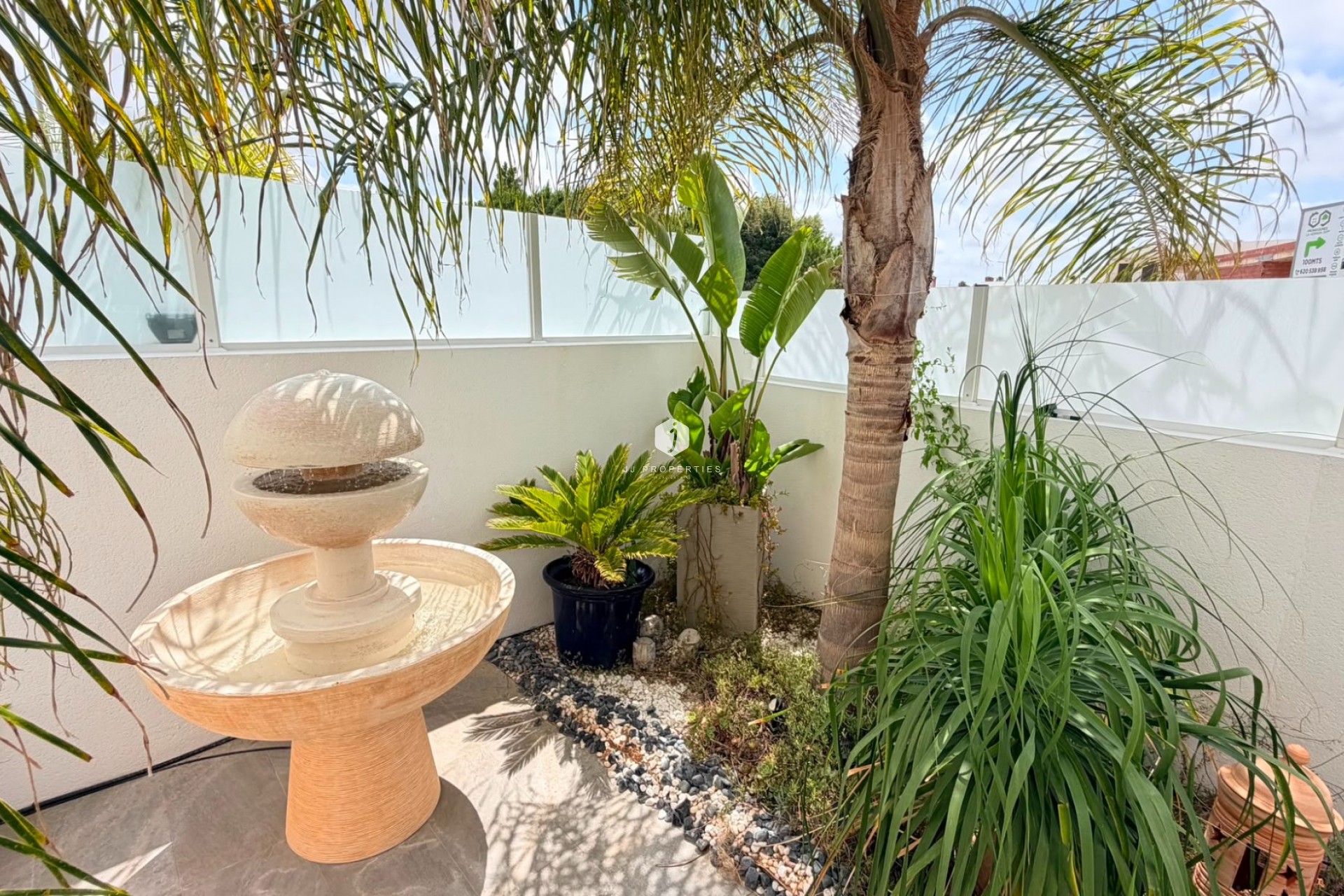 Aus zweiter Hand - Villa -
Los Montesinos - Costa Blanca