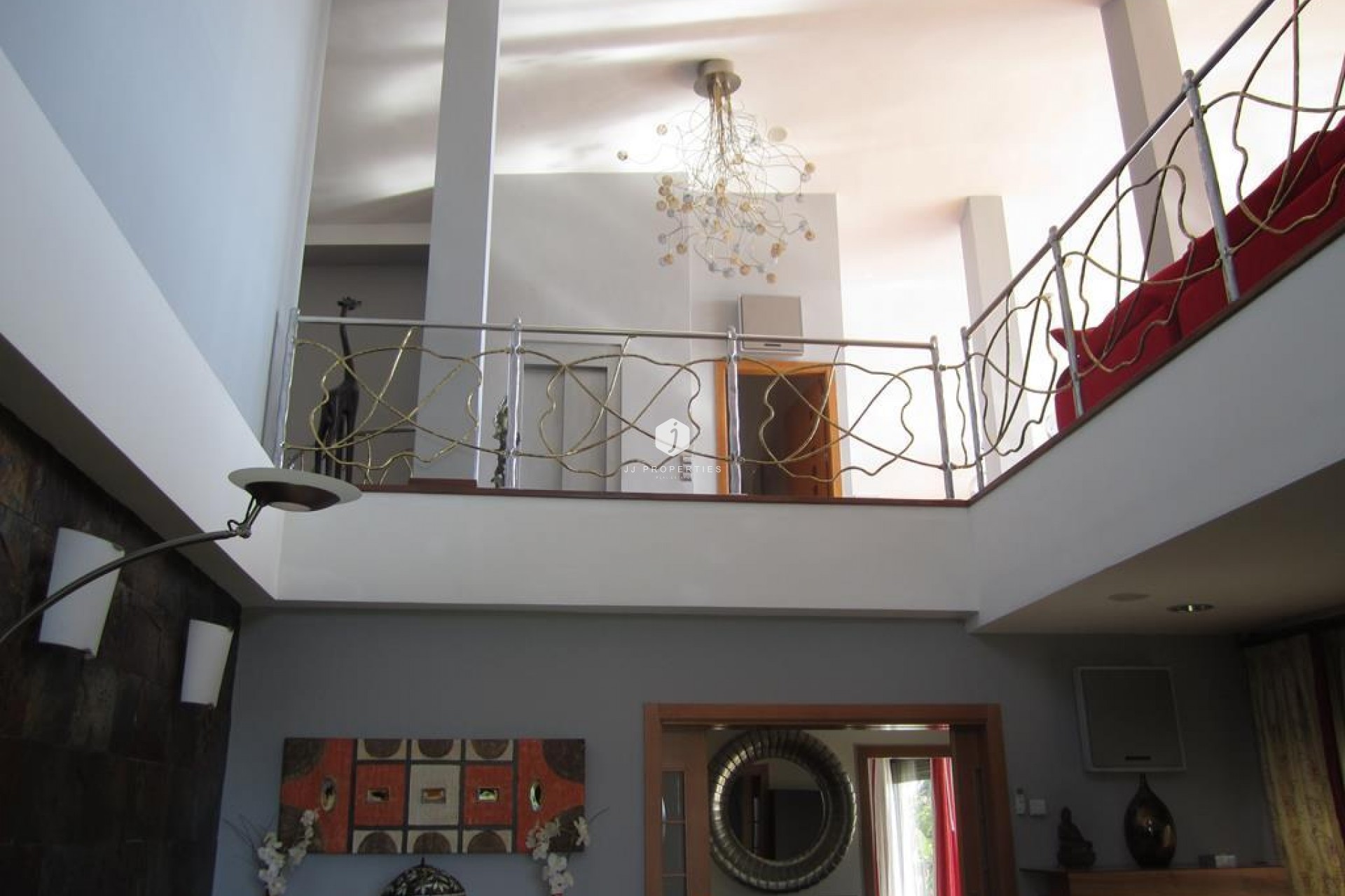 Aus zweiter Hand - Villa -
Los Montesinos