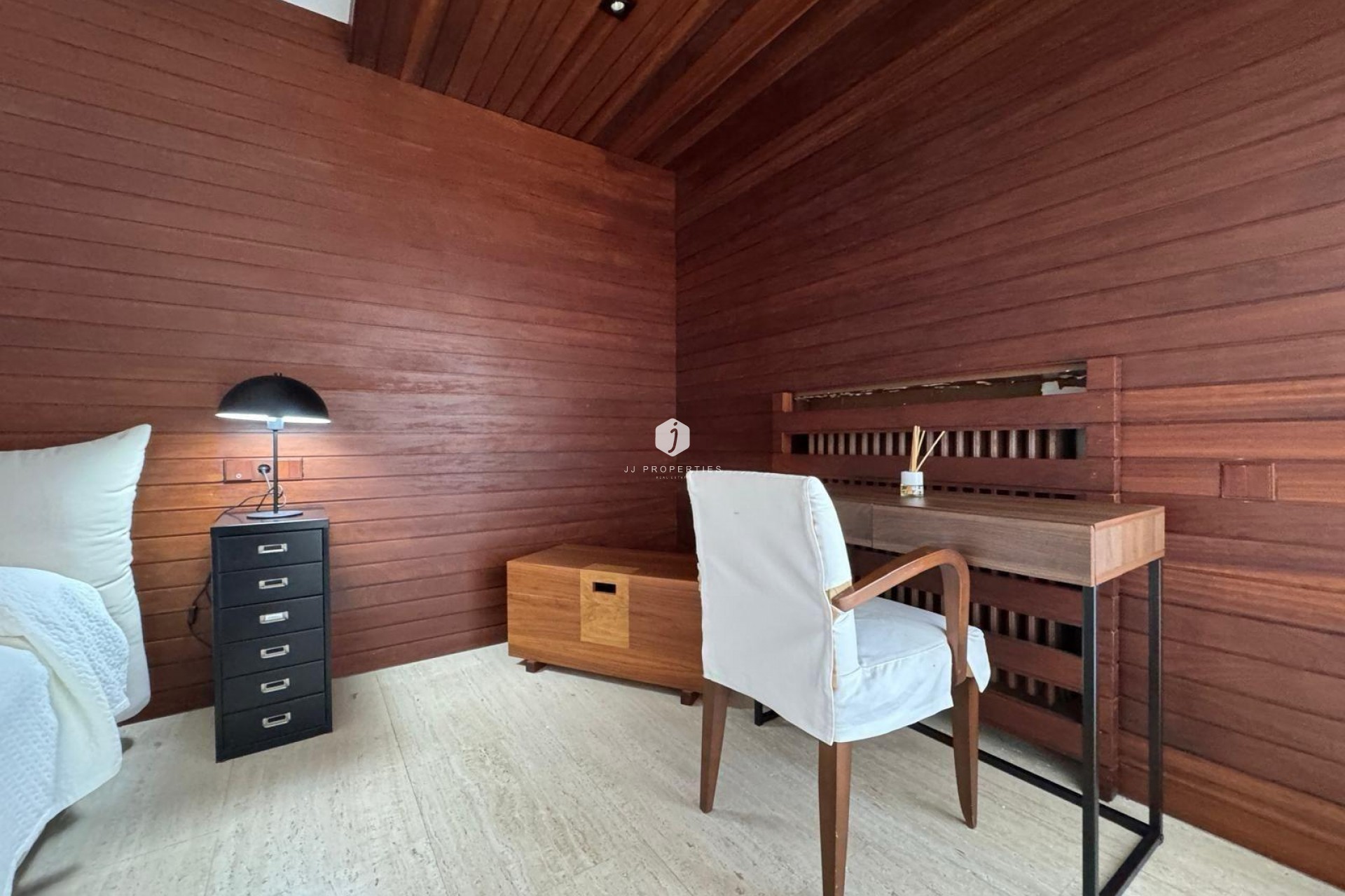 Aus zweiter Hand - Villa -
Orihuela Costa - Altos De Campoamor