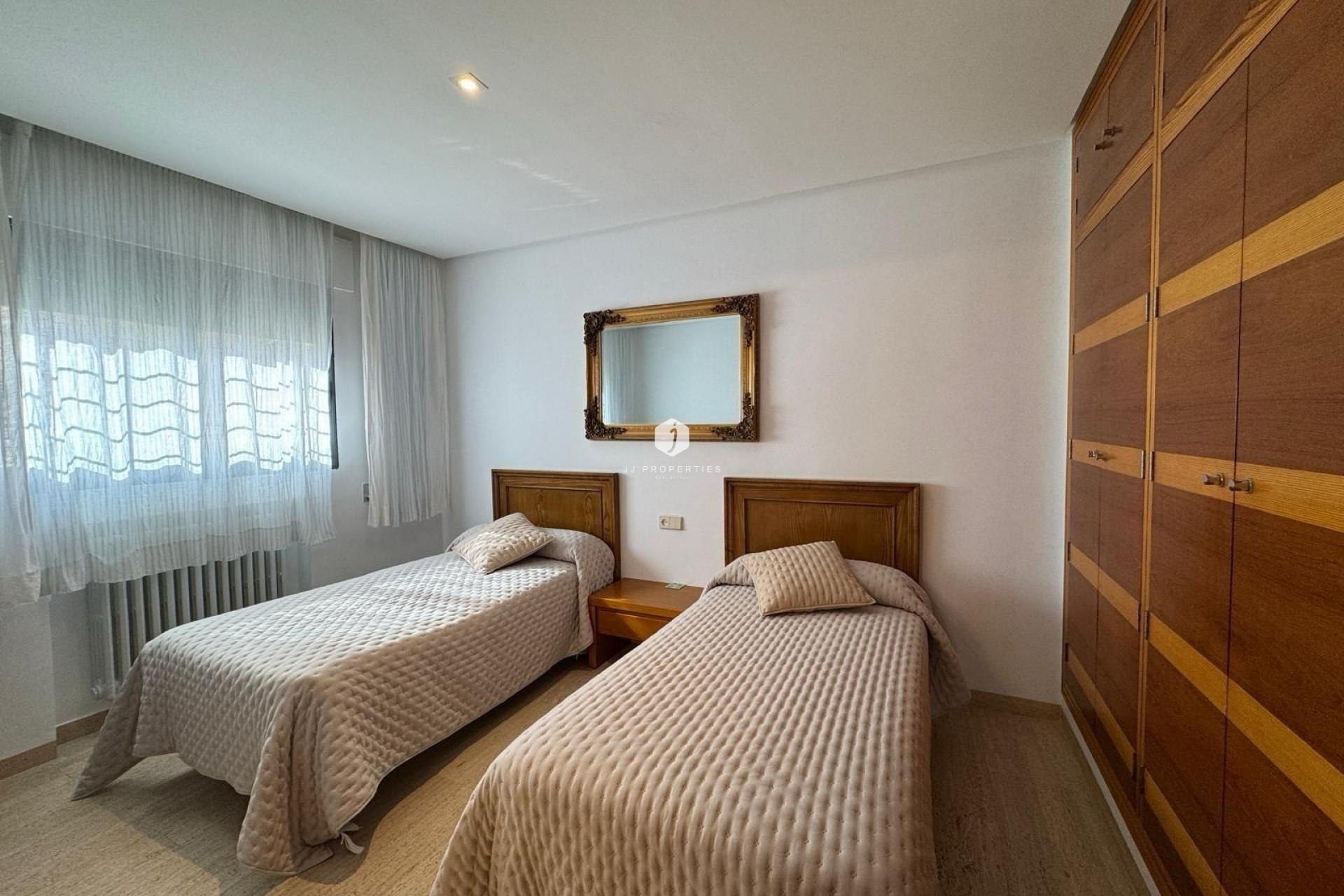 Aus zweiter Hand - Villa -
Orihuela Costa - Altos De Campoamor