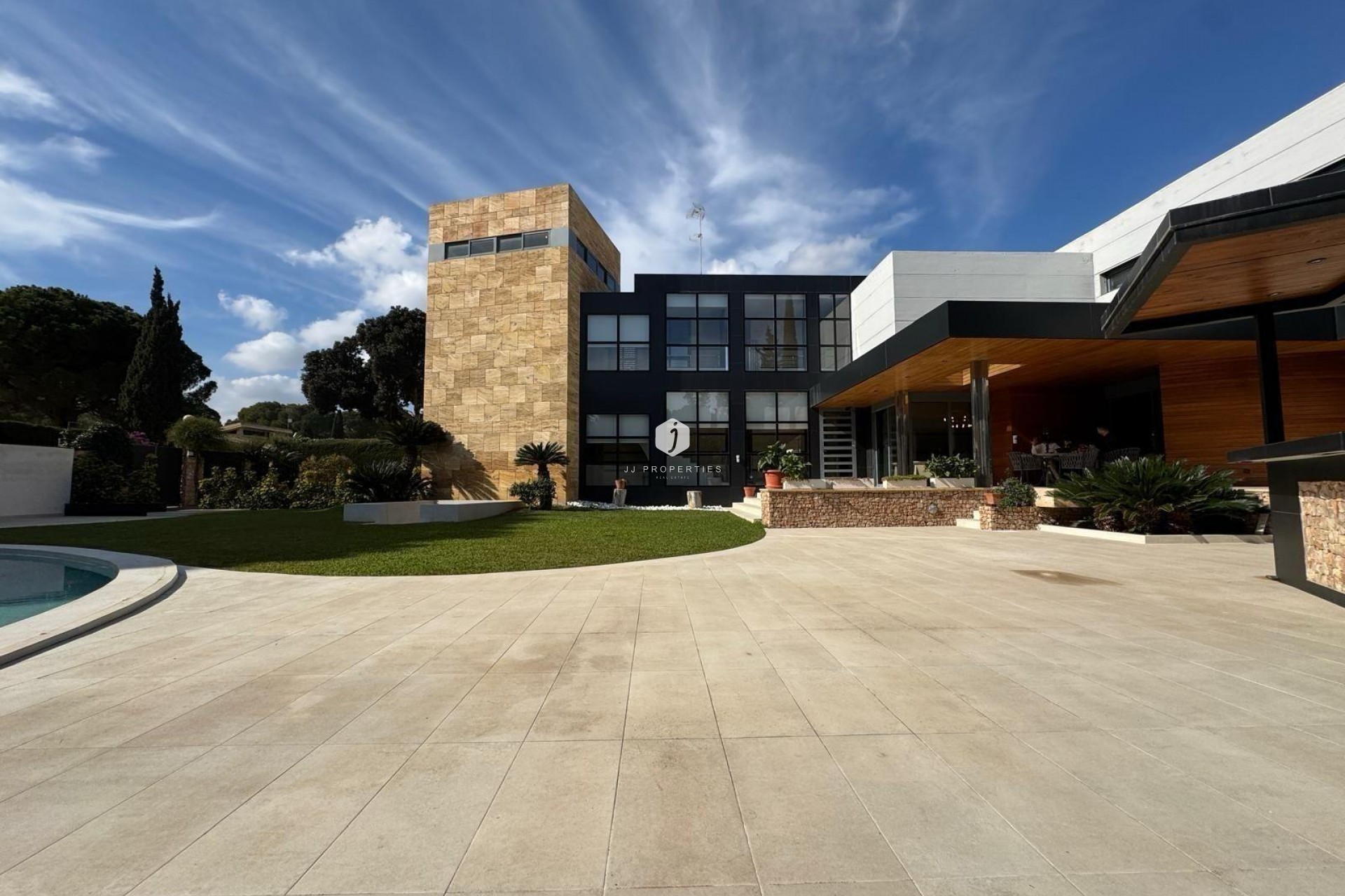 Aus zweiter Hand - Villa -
Orihuela Costa - Altos De Campoamor