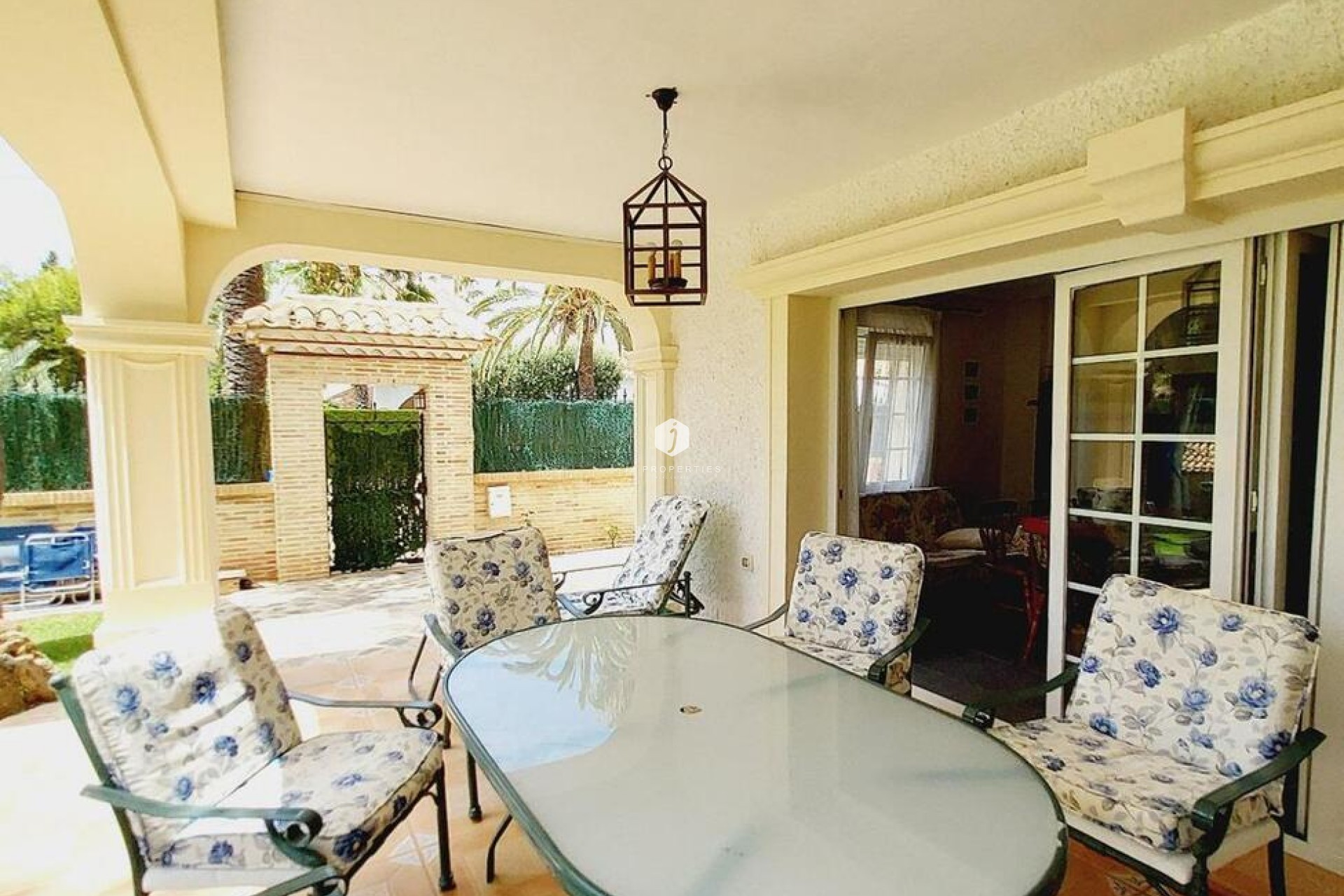 Aus zweiter Hand - Villa -
Orihuela Costa - Cabo Roig