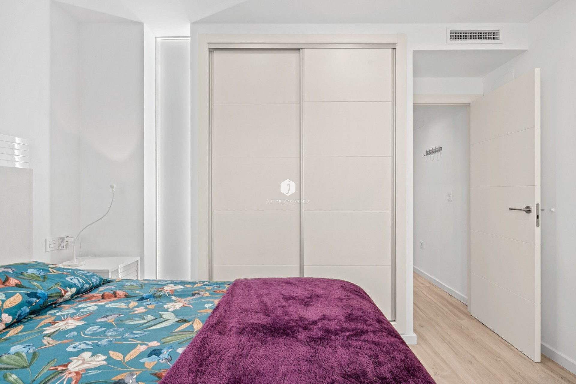 Aus zweiter Hand - Villa -
Orihuela Costa - Cabo Roig