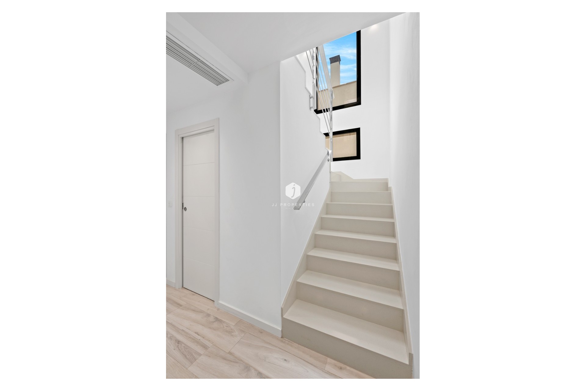 Aus zweiter Hand - Villa -
Orihuela Costa - Cabo Roig