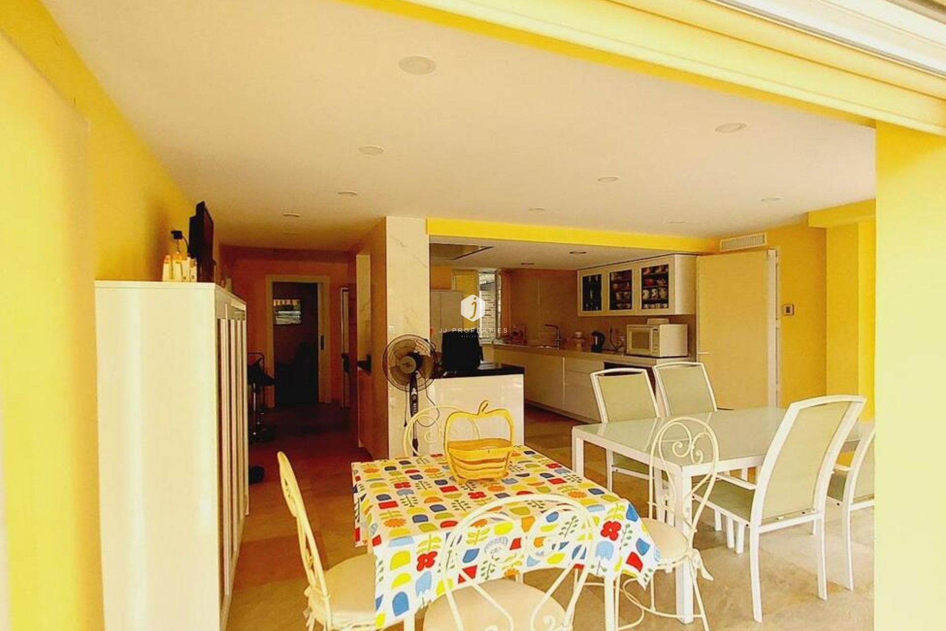 Aus zweiter Hand - Villa -
Orihuela Costa - Cabo Roig
