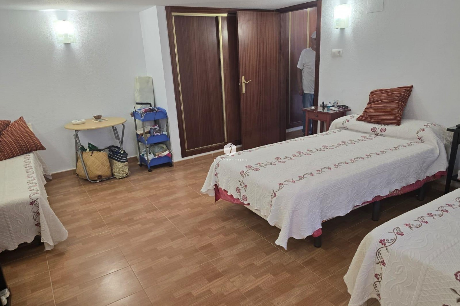 Aus zweiter Hand - Villa -
Orihuela Costa - Campoamor