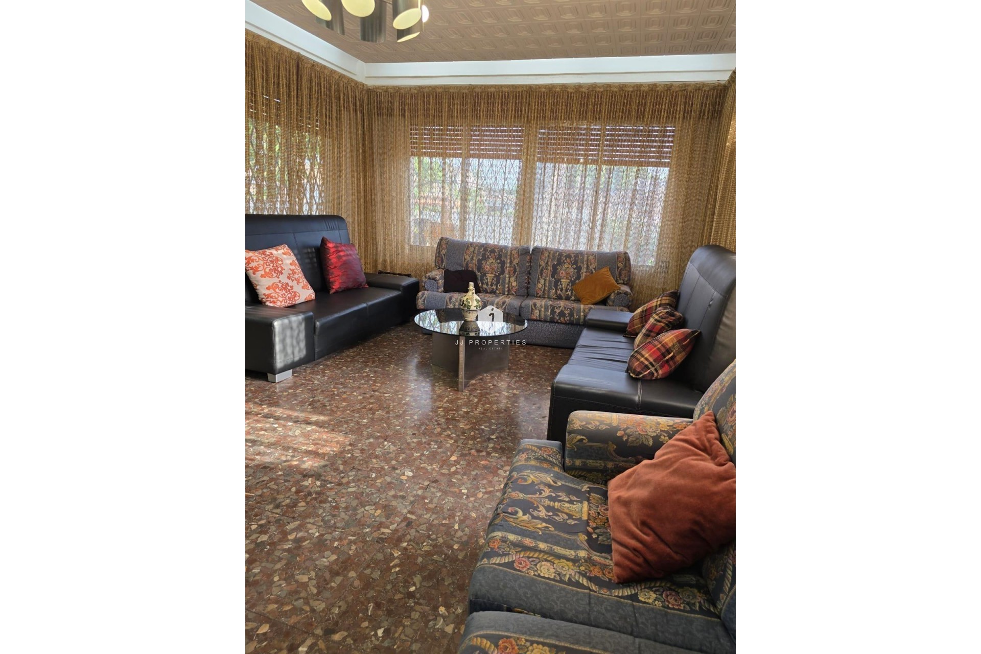 Aus zweiter Hand - Villa -
Orihuela Costa - Campoamor