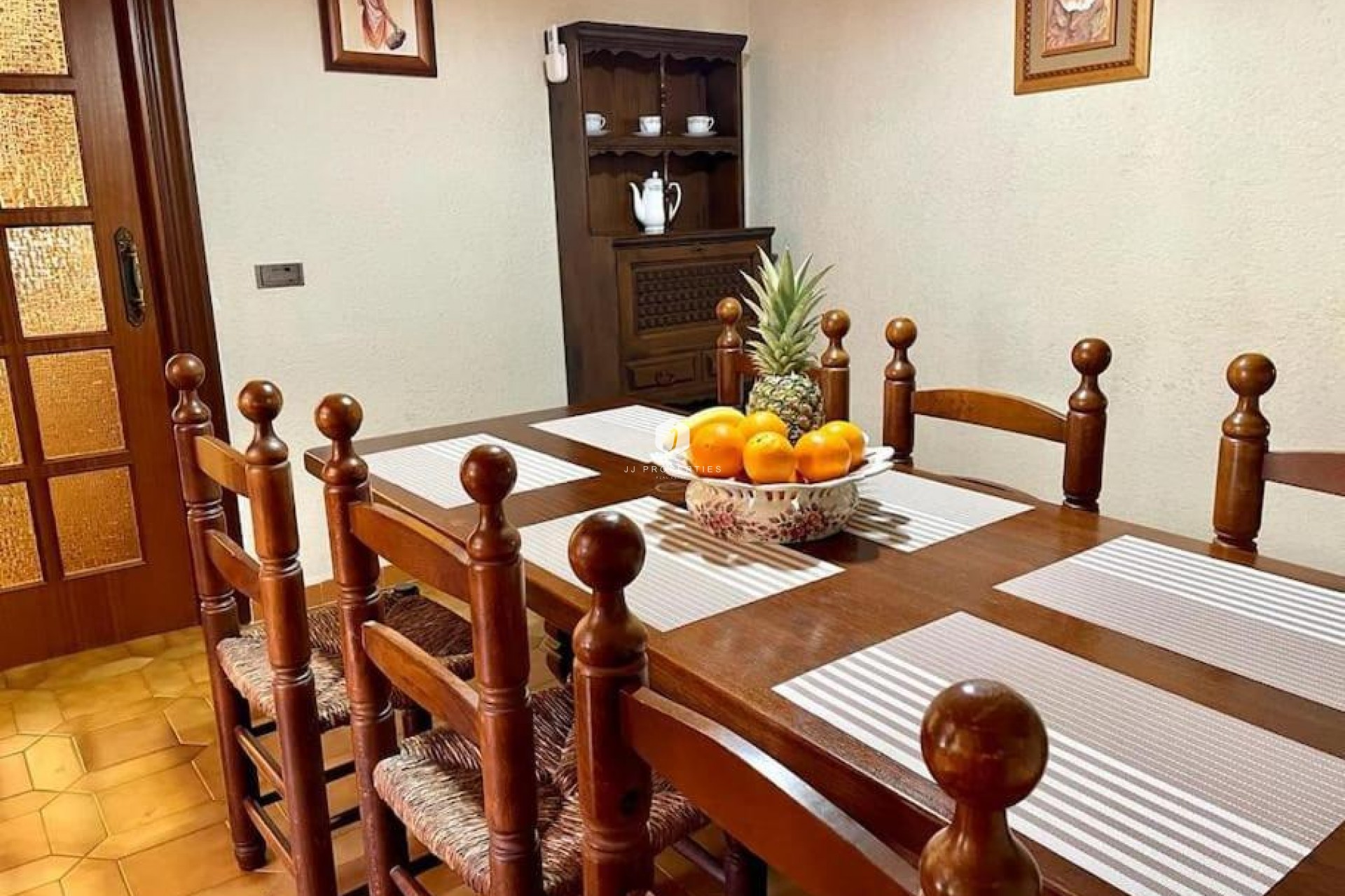 Aus zweiter Hand - Villa -
Orihuela Costa - Campoamor