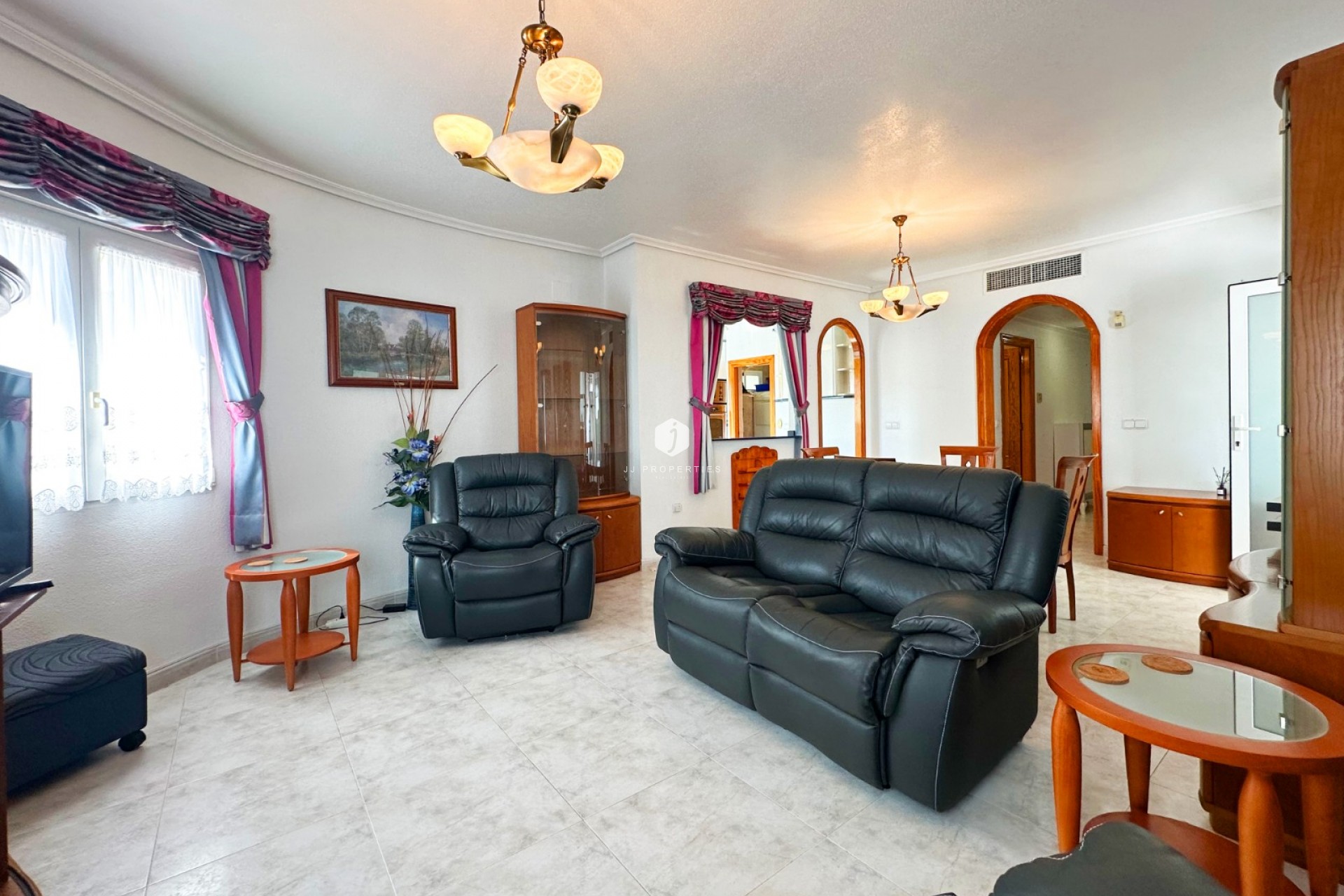 Aus zweiter Hand - Villa -
Orihuela Costa - Costa Blanca