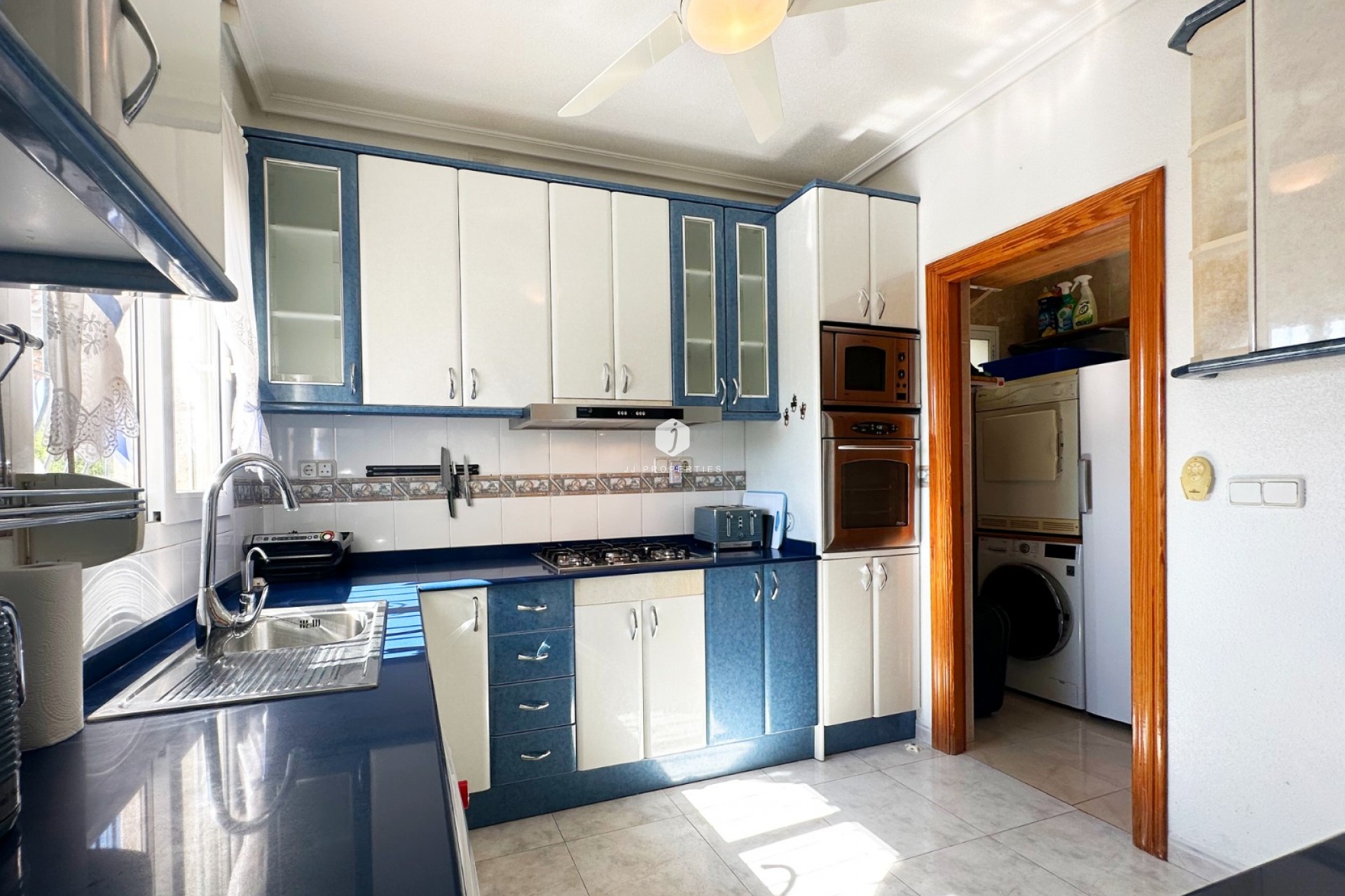 Aus zweiter Hand - Villa -
Orihuela Costa - Costa Blanca