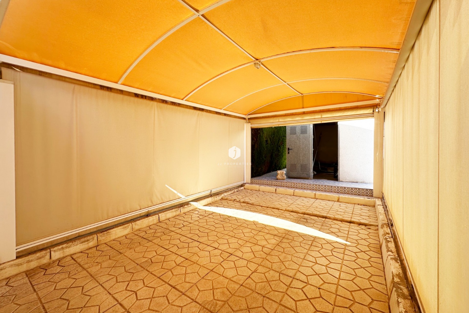 Aus zweiter Hand - Villa -
Orihuela Costa - Costa Blanca