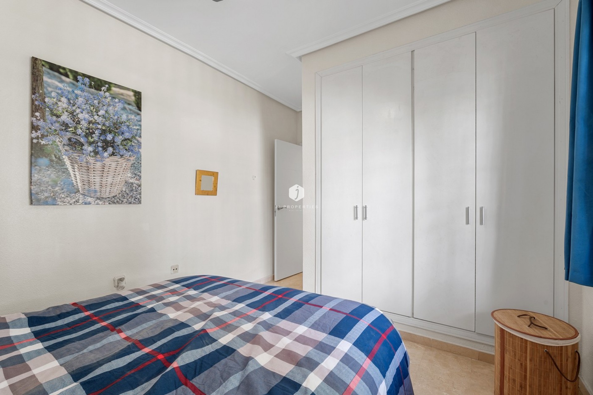 Aus zweiter Hand - Villa -
Orihuela Costa - Costa Blanca