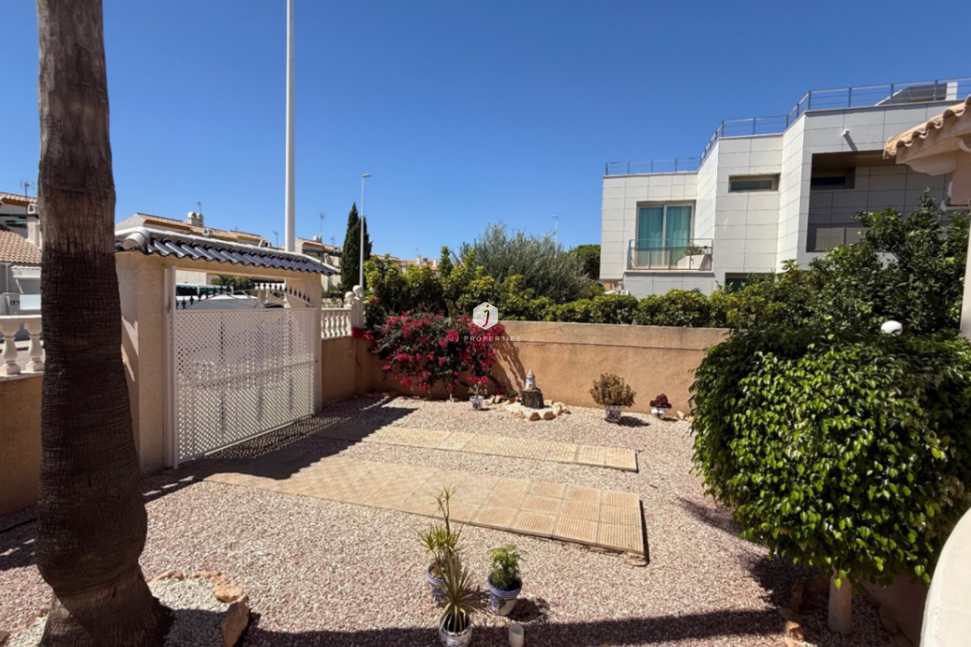 Aus zweiter Hand - Villa -
Orihuela Costa - Costa Blanca