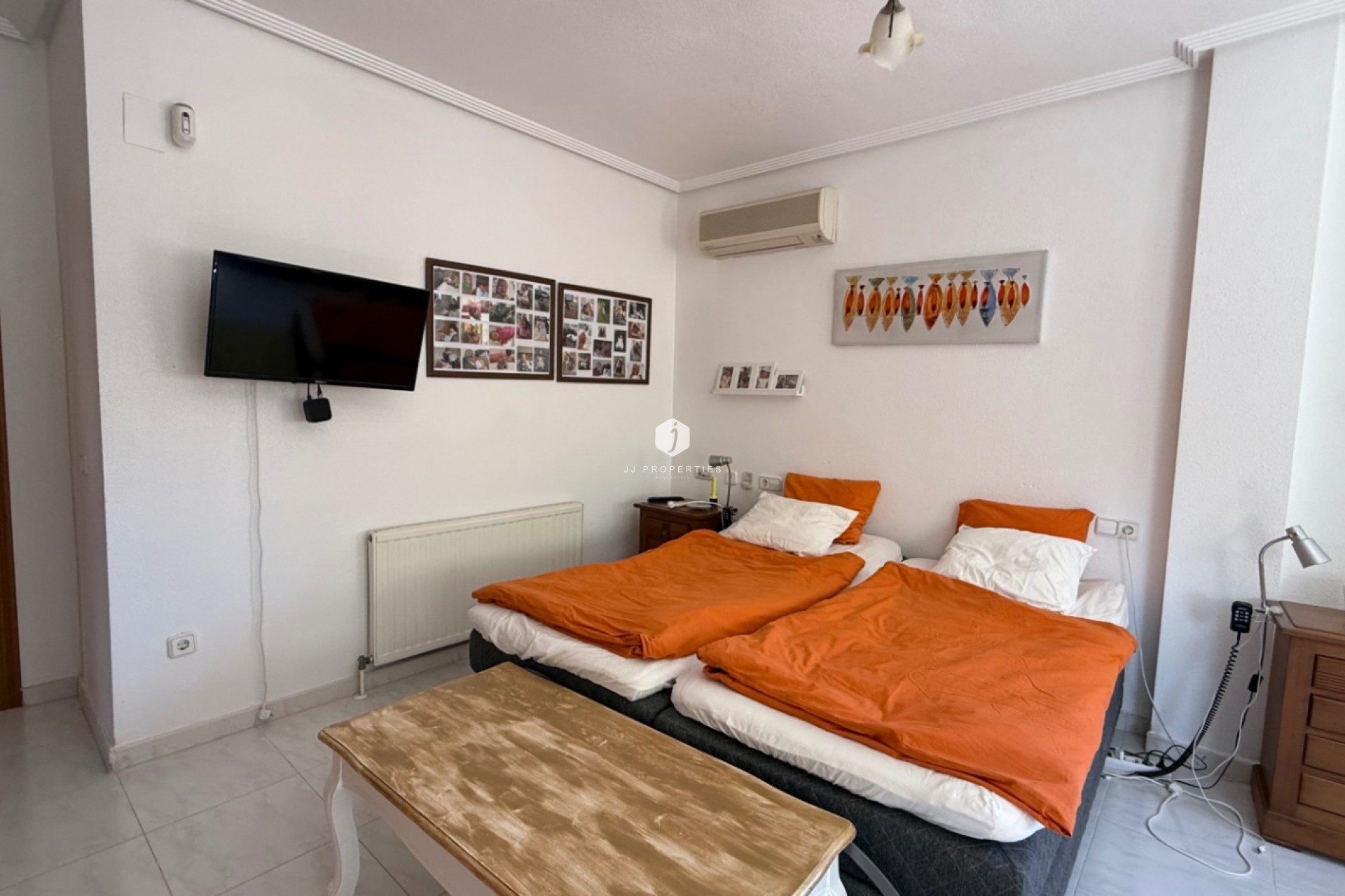 Aus zweiter Hand - Villa -
Orihuela Costa - Costa Blanca