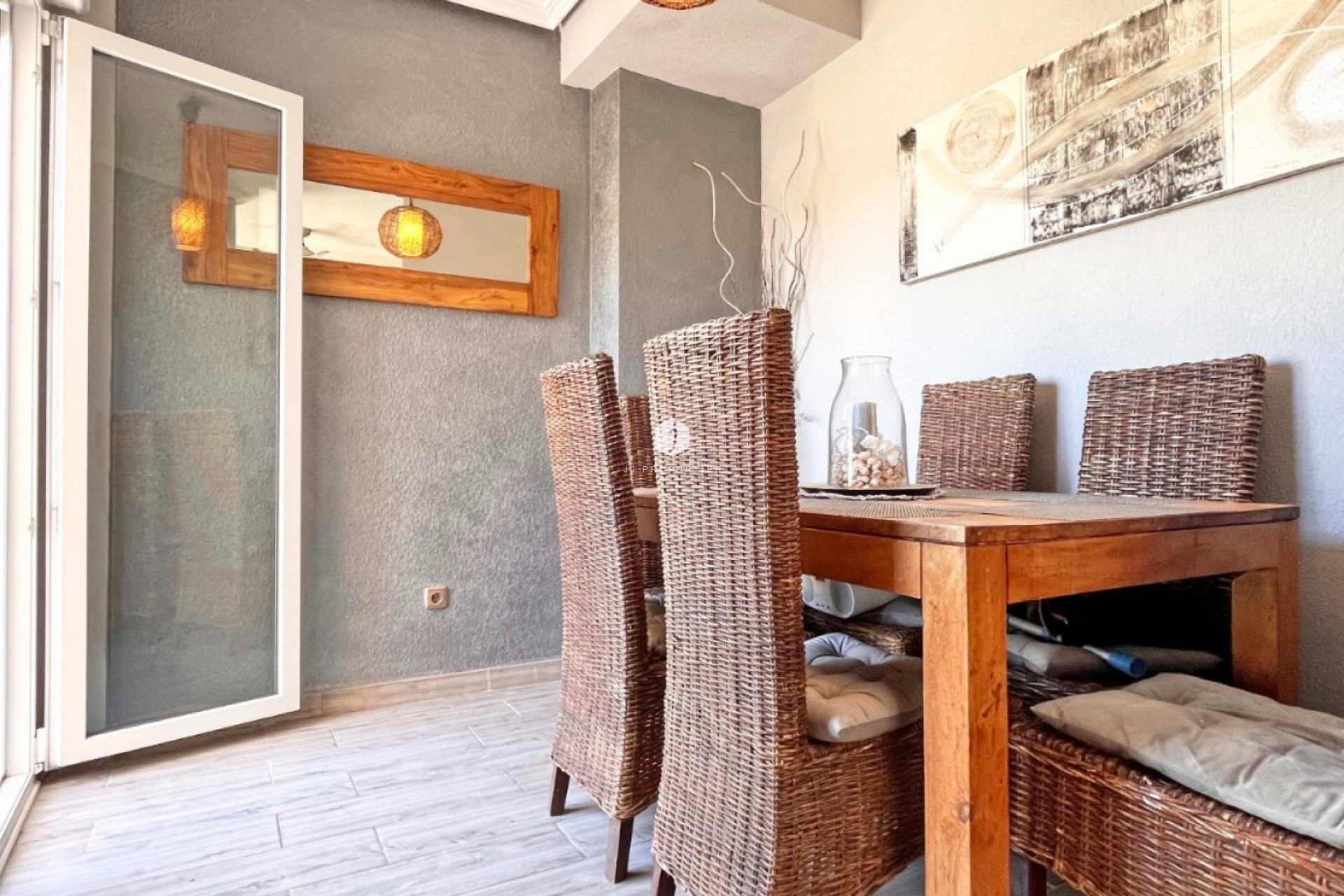 Aus zweiter Hand - Villa -
Orihuela Costa - Costa Blanca