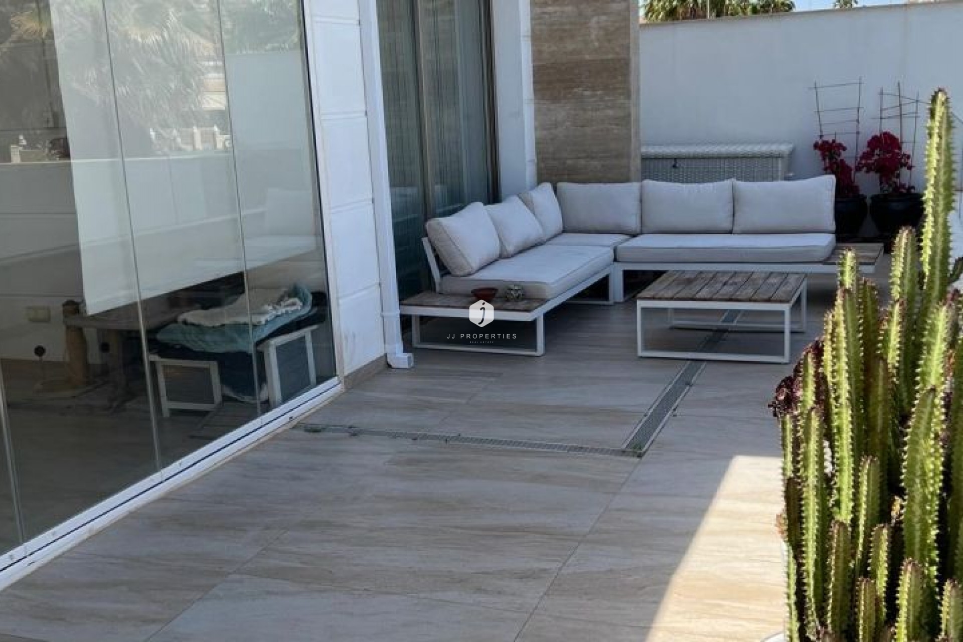 Aus zweiter Hand - Villa -
Orihuela Costa - Costa Blanca