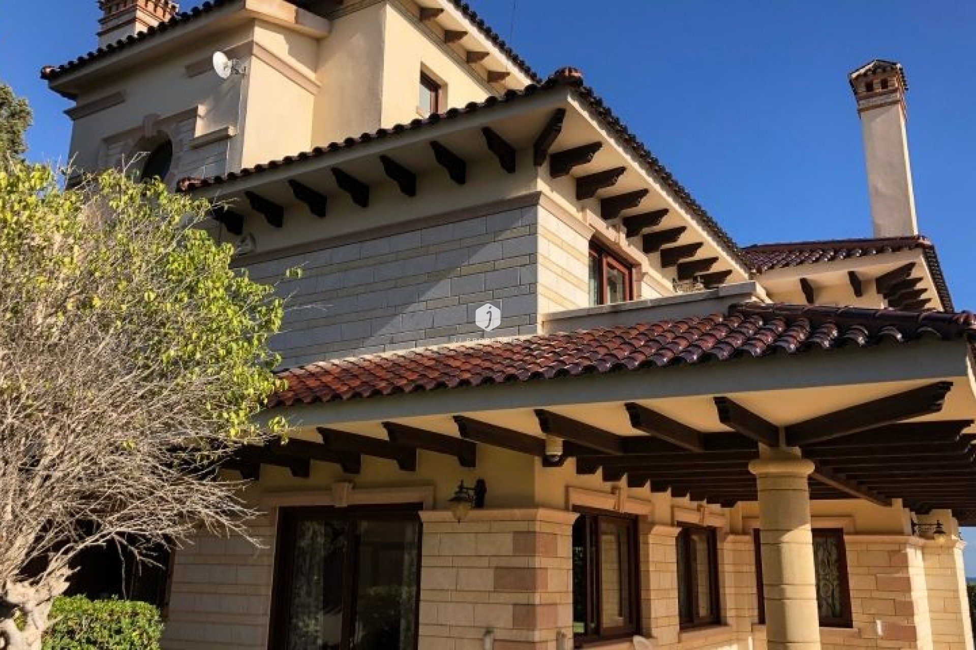 Aus zweiter Hand - Villa -
Orihuela Costa - Costa Blanca