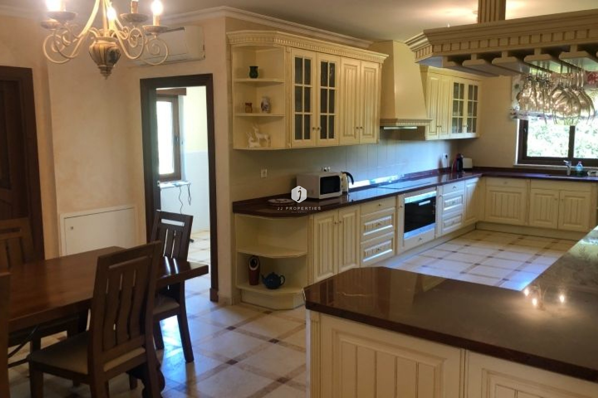 Aus zweiter Hand - Villa -
Orihuela Costa - Costa Blanca