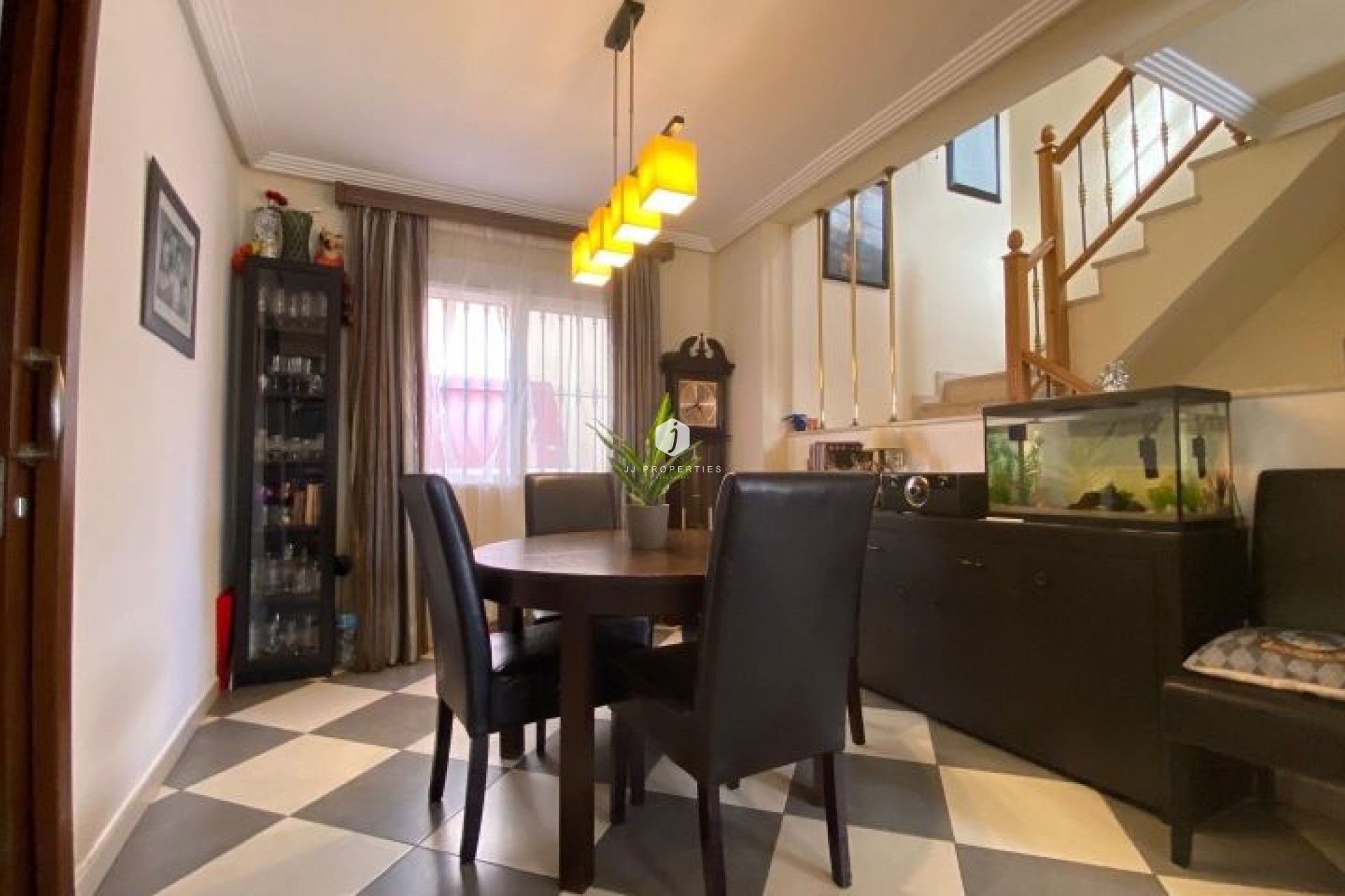 Aus zweiter Hand - Villa -
Orihuela Costa - Costa Blanca