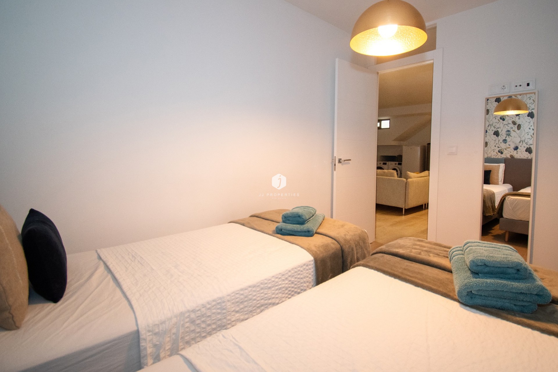 Aus zweiter Hand - Villa -
Orihuela Costa - Costa Blanca