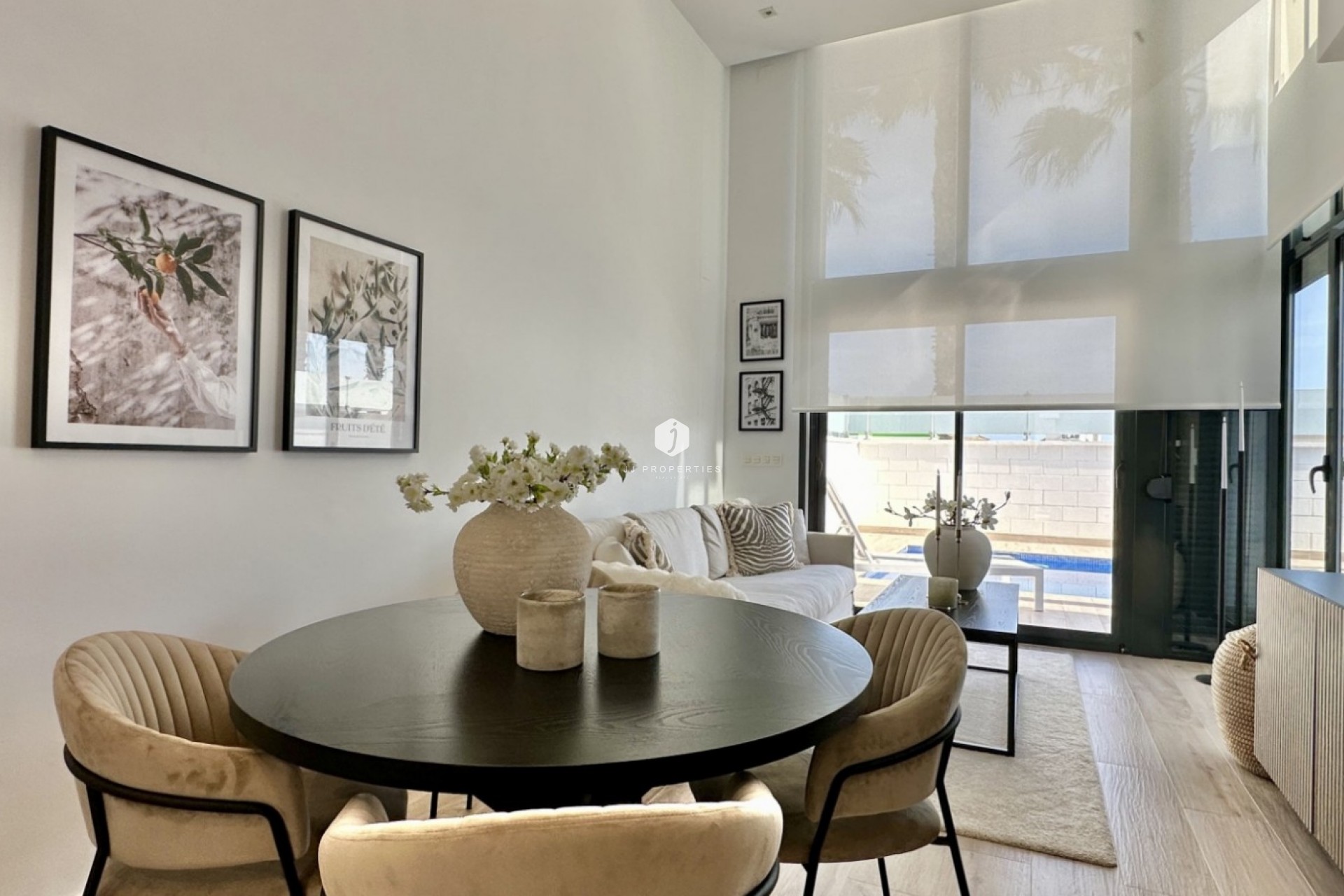 Aus zweiter Hand - Villa -
Orihuela Costa - Costa Blanca