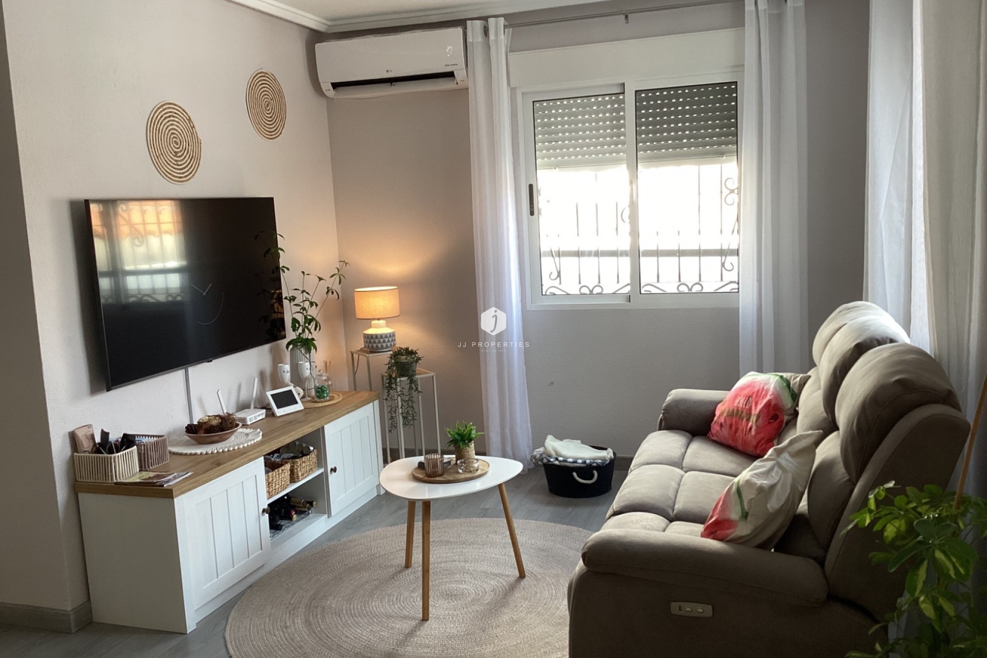 Aus zweiter Hand - Villa -
Orihuela Costa - Costa Blanca