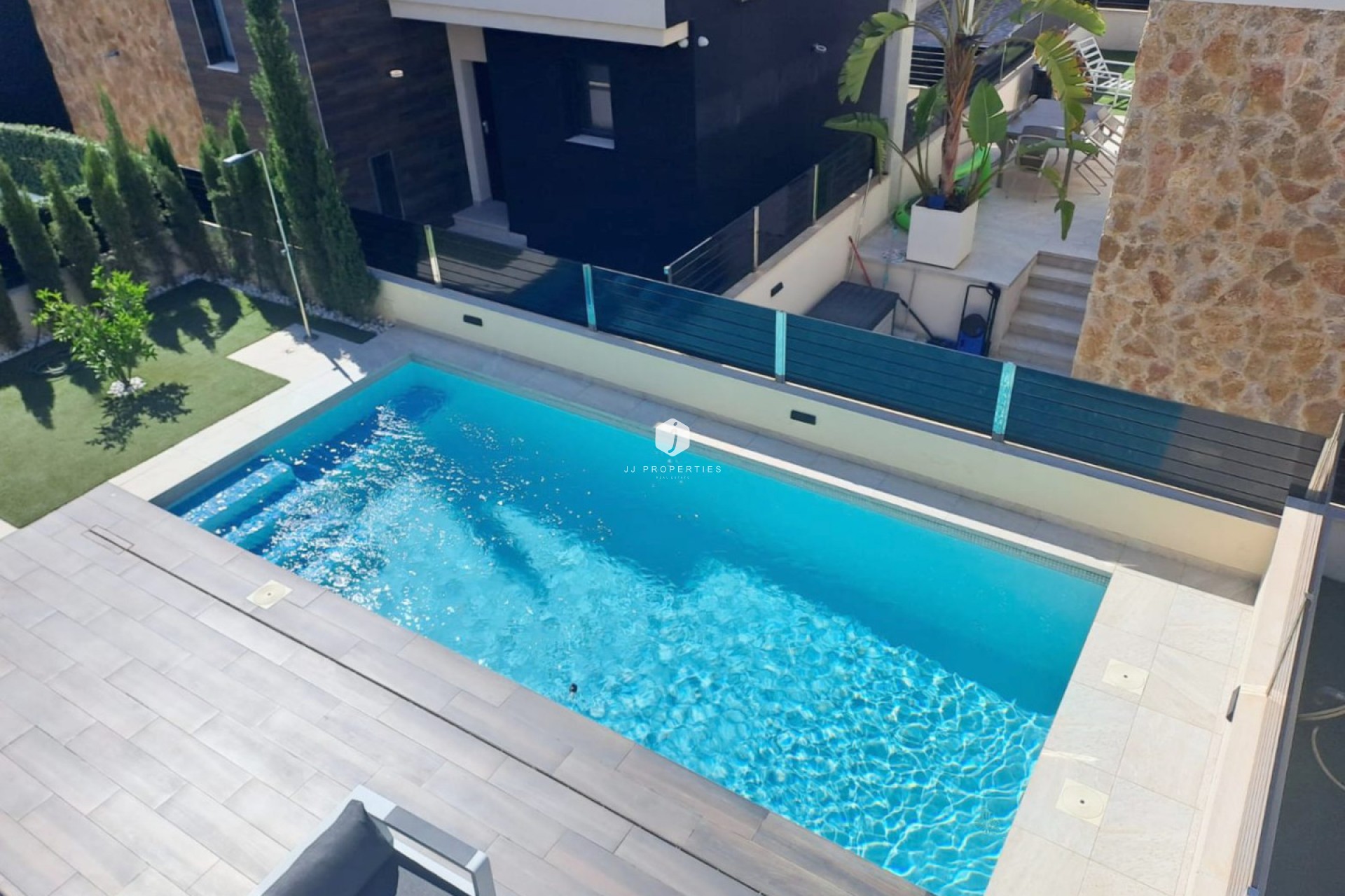 Aus zweiter Hand - Villa -
Orihuela Costa - Costa Blanca