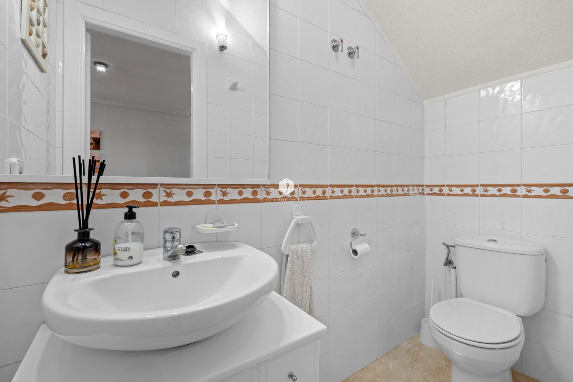 Aus zweiter Hand - Villa -
Orihuela Costa - Costa Blanca