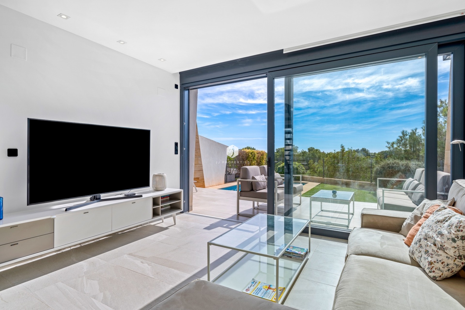 Aus zweiter Hand - Villa -
Orihuela Costa - Costa Blanca