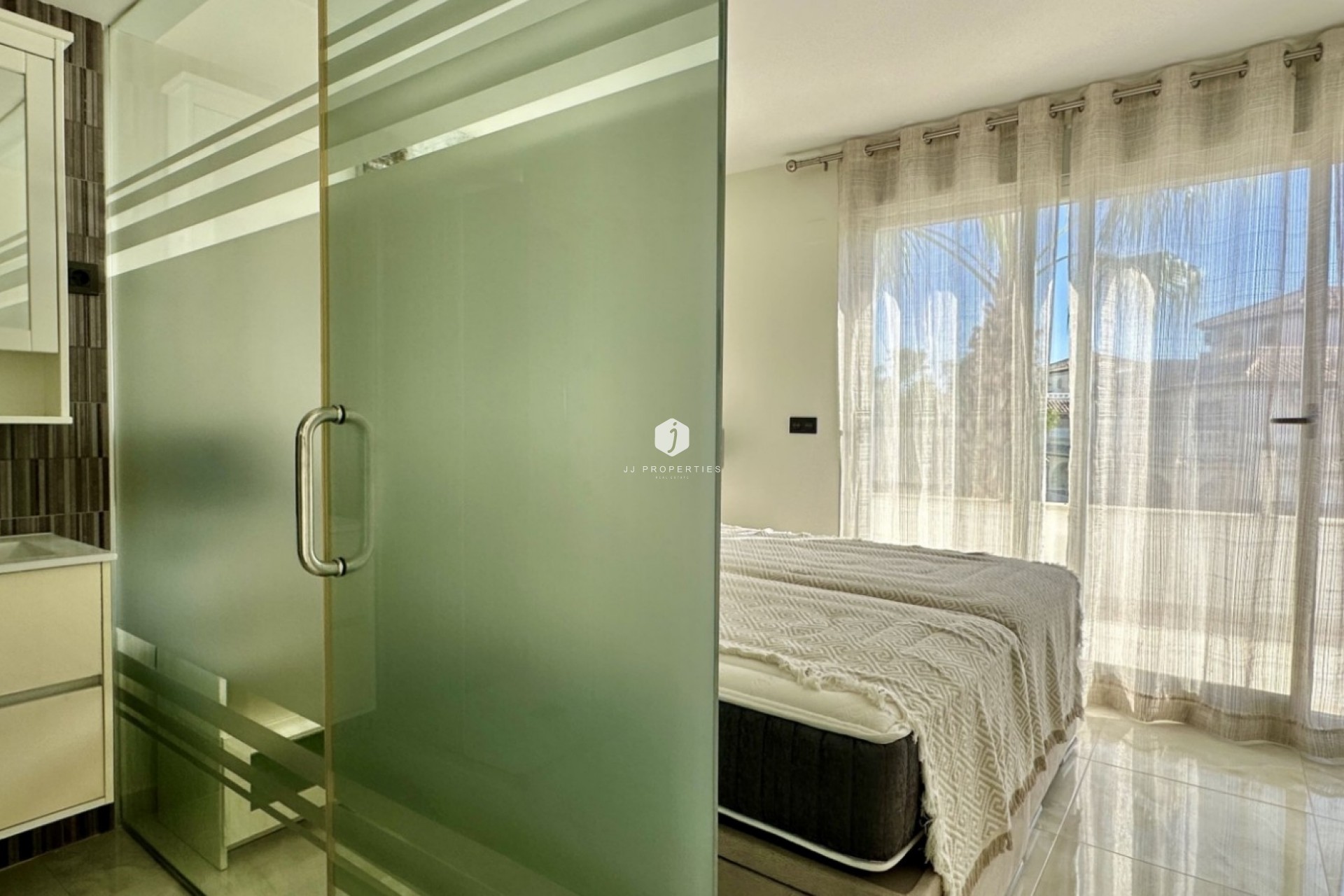 Aus zweiter Hand - Villa -
Orihuela Costa - Costa Blanca