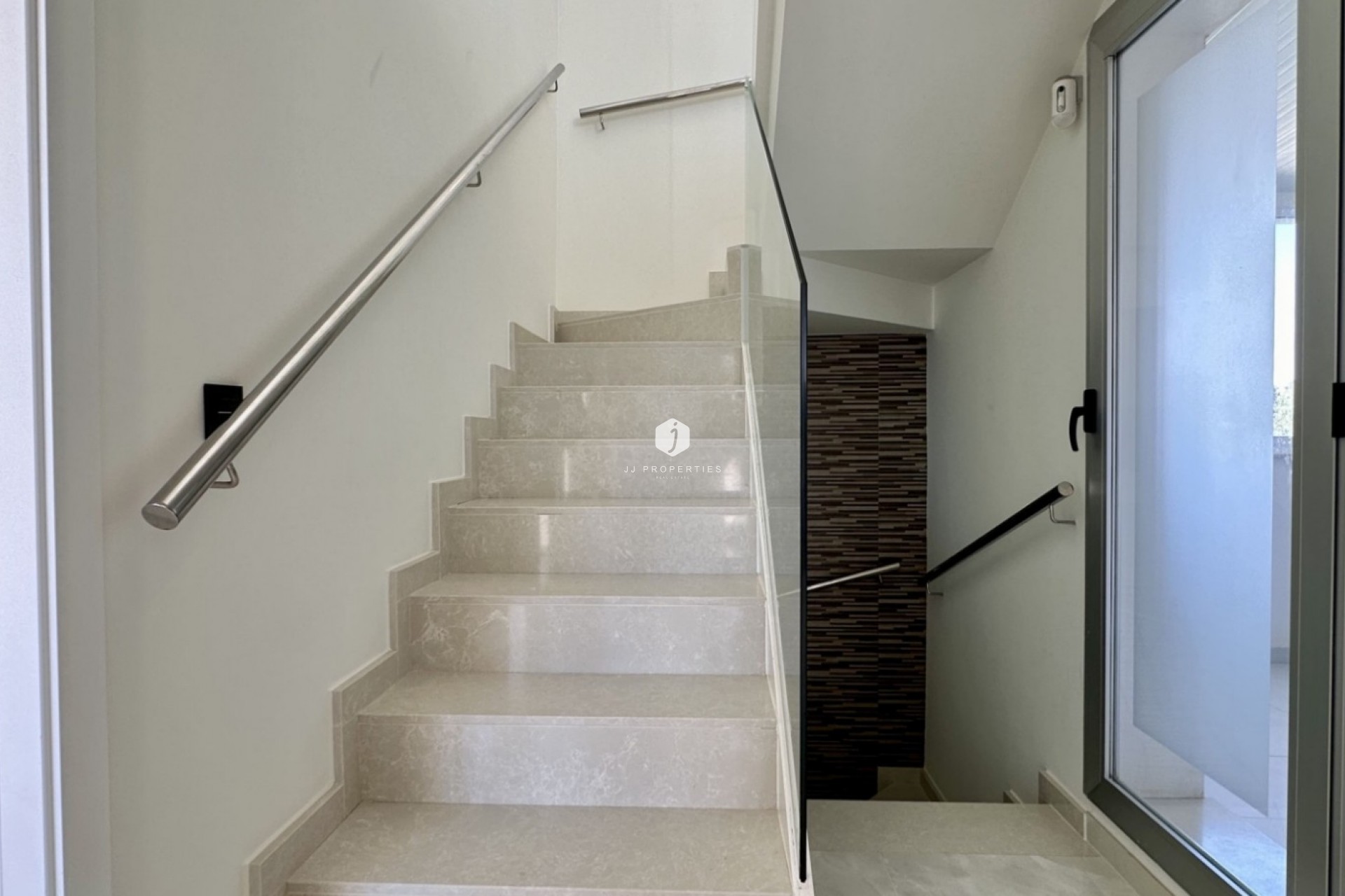 Aus zweiter Hand - Villa -
Orihuela Costa - Costa Blanca