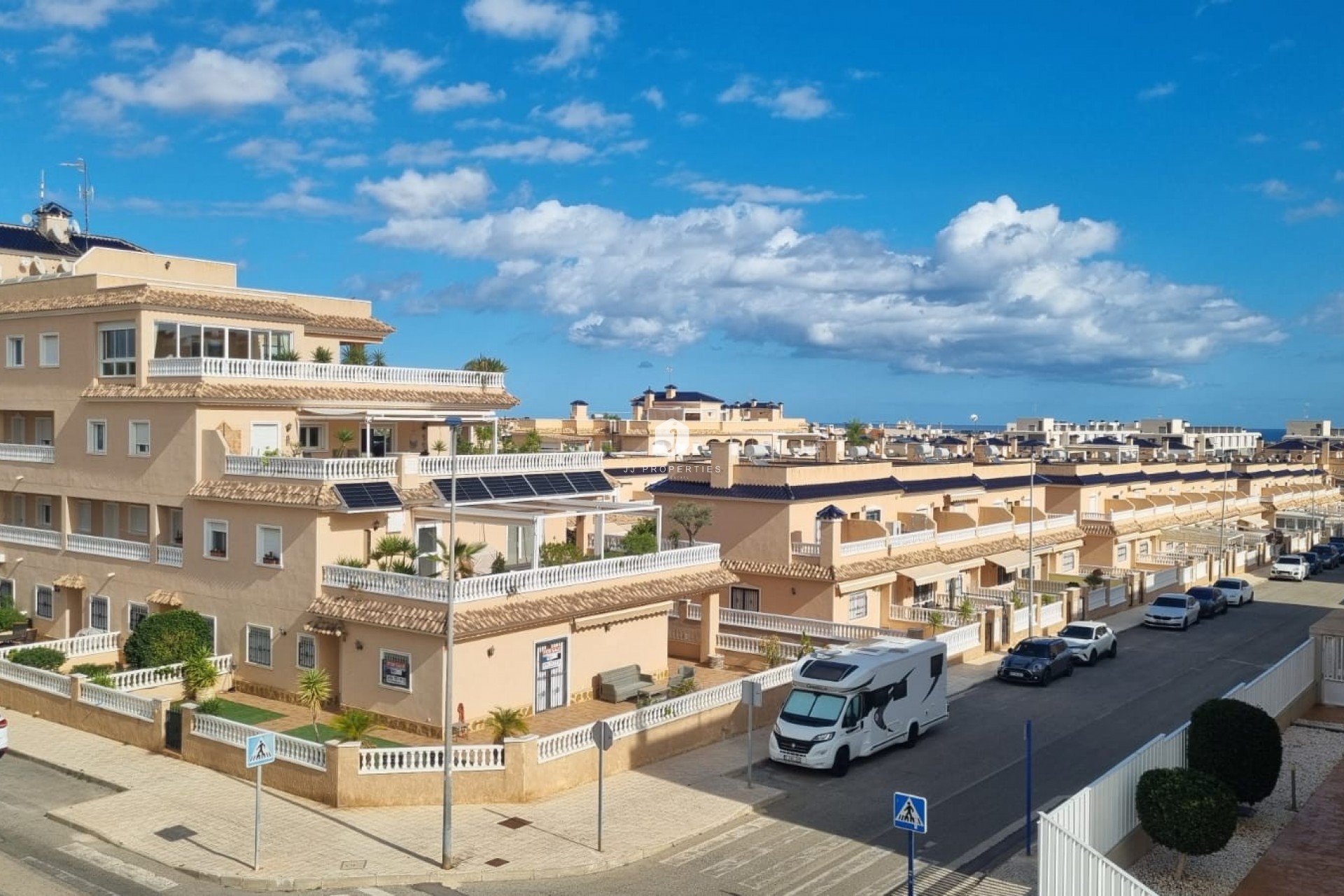 Aus zweiter Hand - Villa -
Orihuela Costa - Costa Blanca