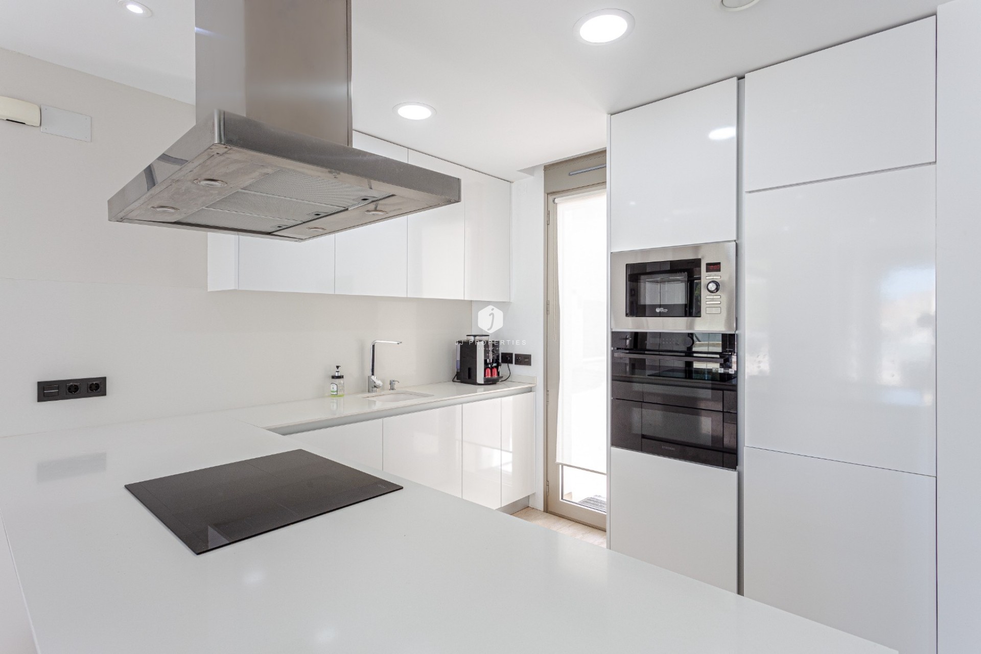 Aus zweiter Hand - Villa -
Orihuela Costa - Costa Blanca