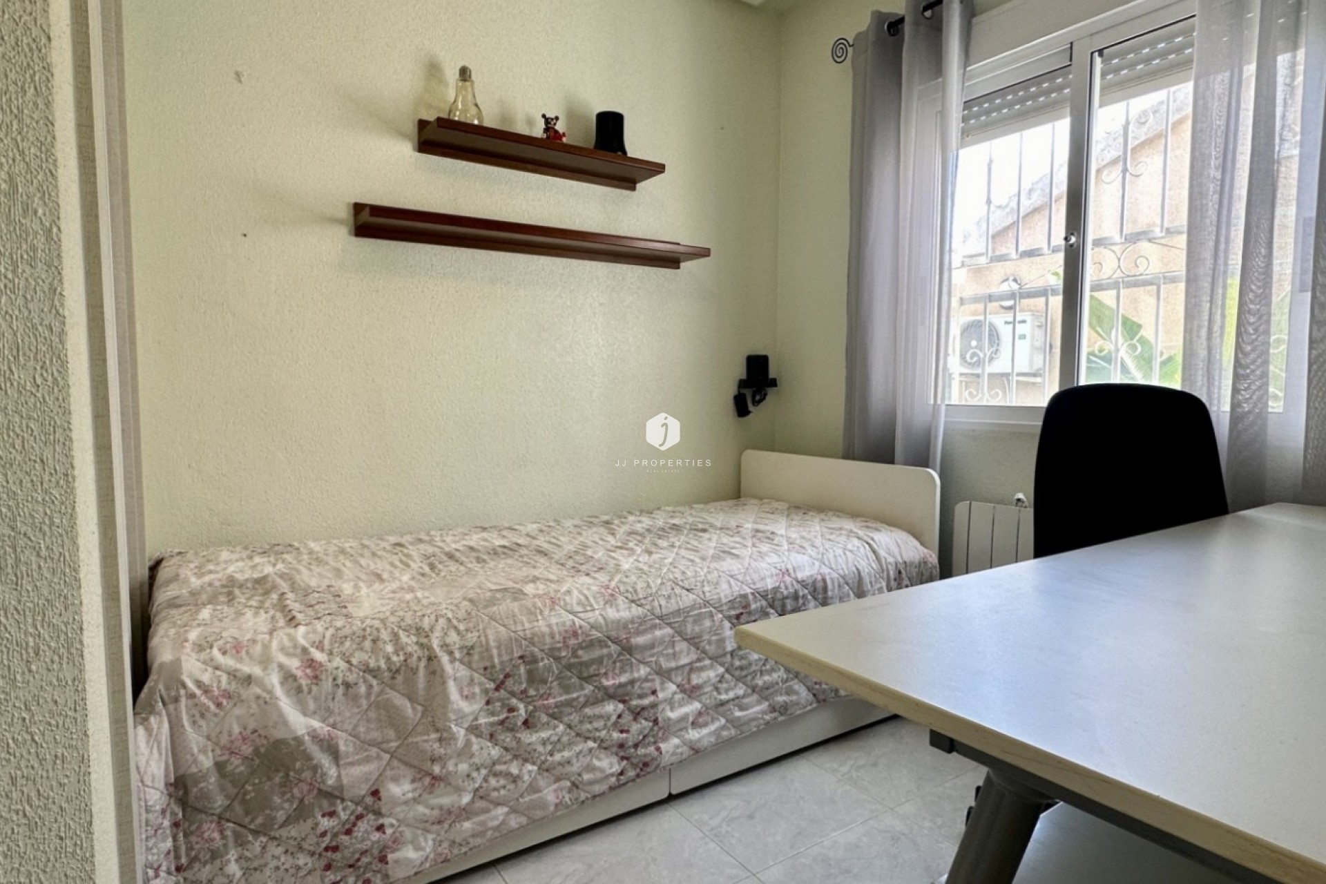 Aus zweiter Hand - Villa -
Orihuela Costa - Costa Blanca