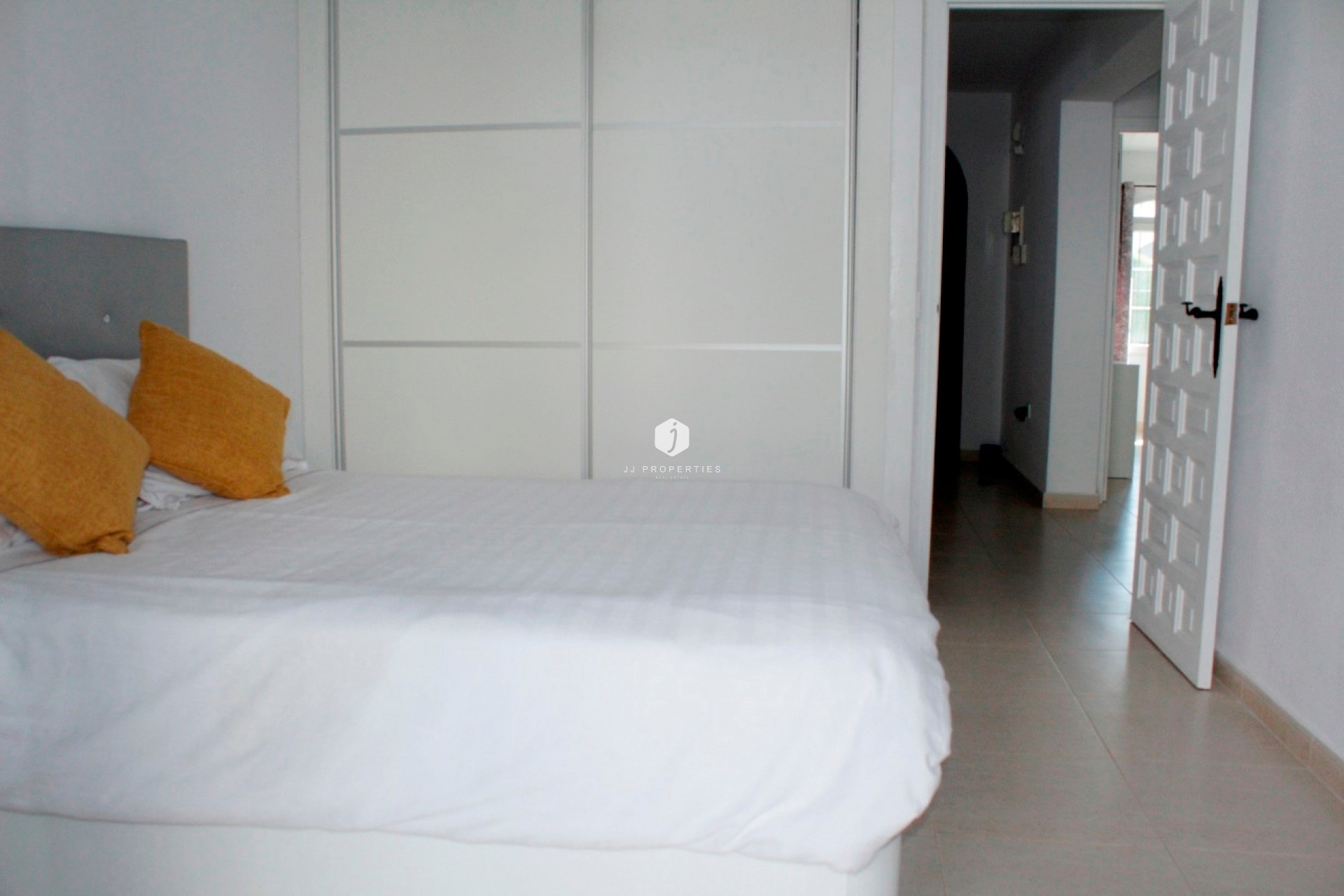 Aus zweiter Hand - Villa -
Orihuela Costa - Costa Blanca