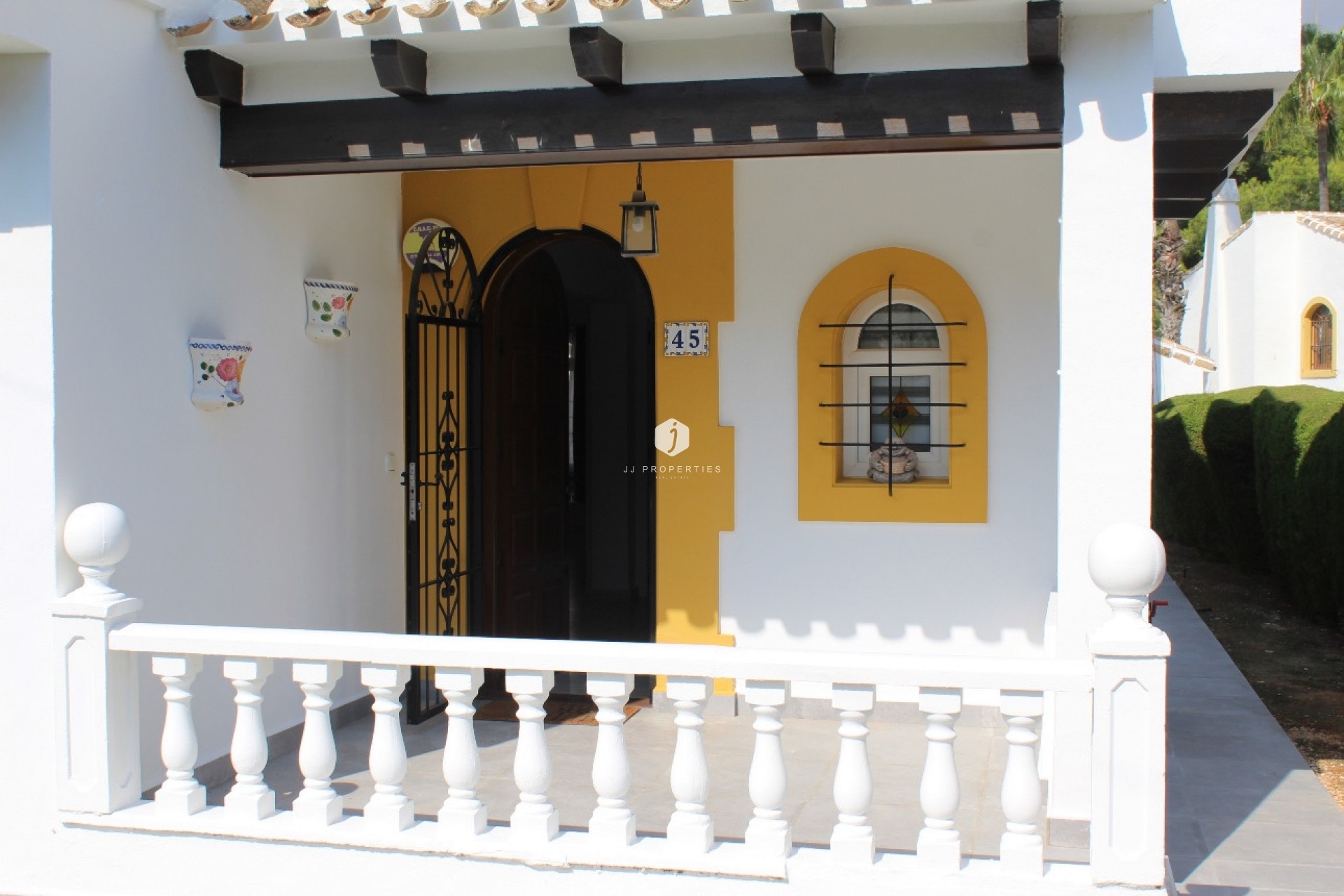 Aus zweiter Hand - Villa -
Orihuela Costa - Costa Blanca