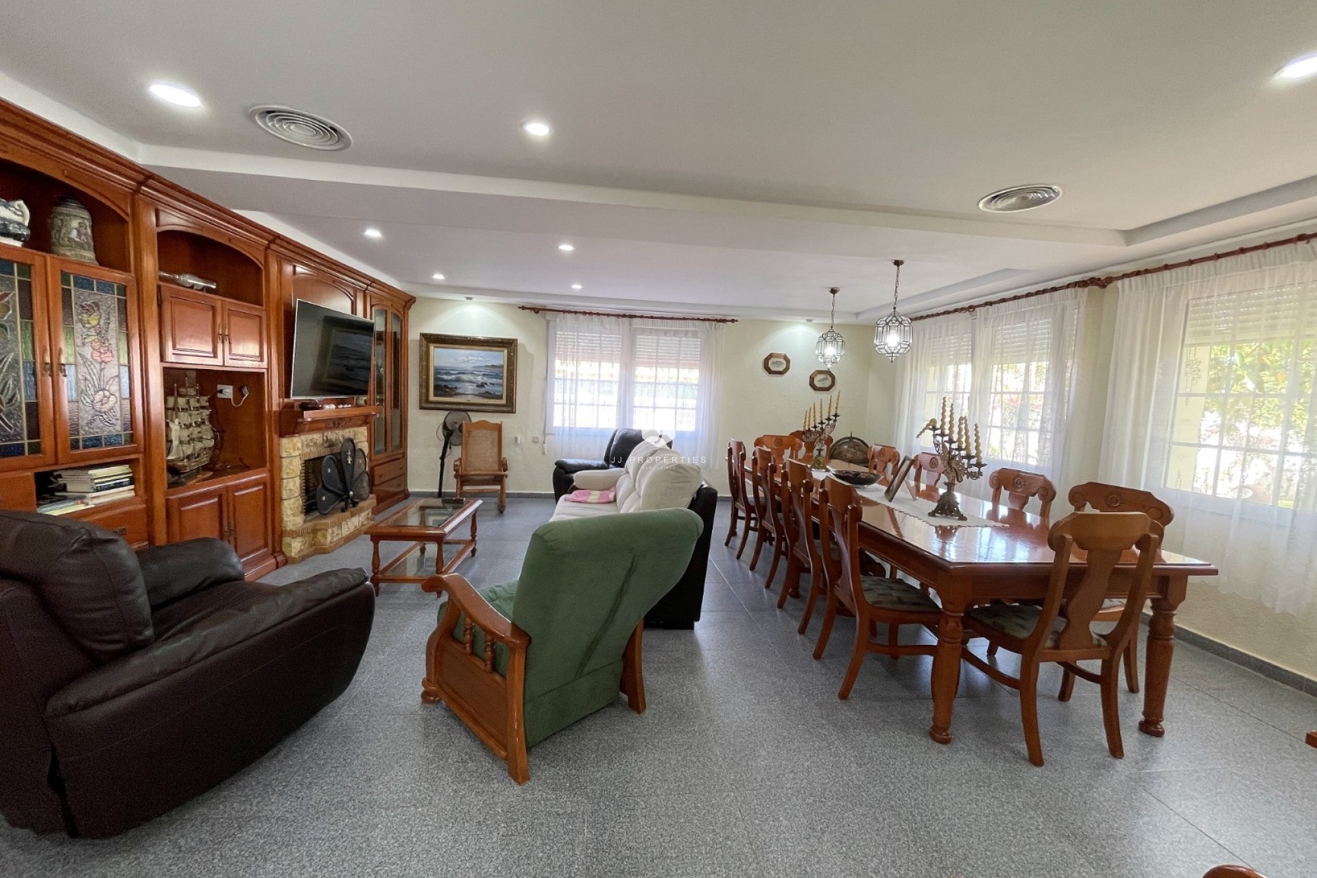 Aus zweiter Hand - Villa -
Orihuela Costa - Costa Blanca