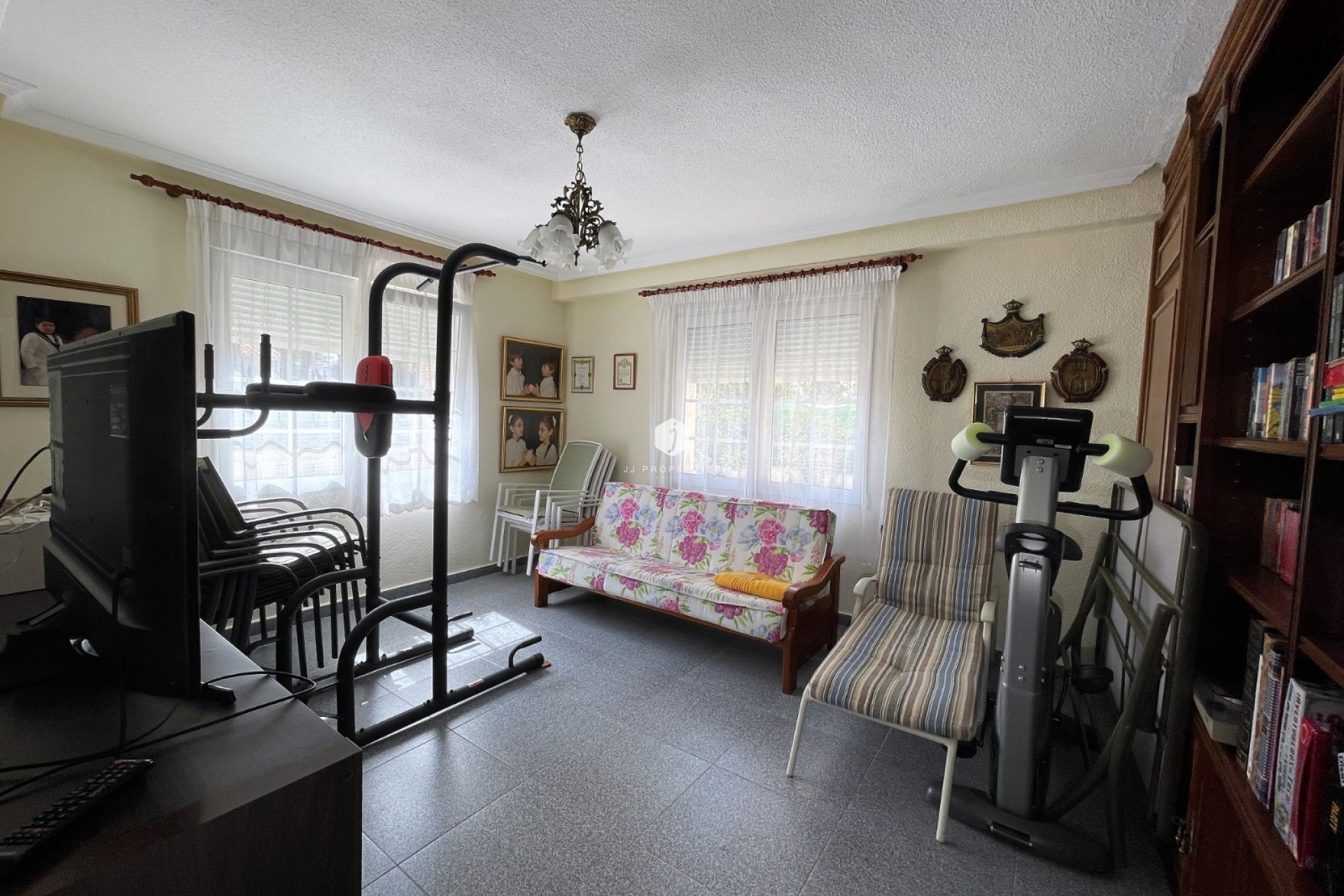 Aus zweiter Hand - Villa -
Orihuela Costa - Costa Blanca