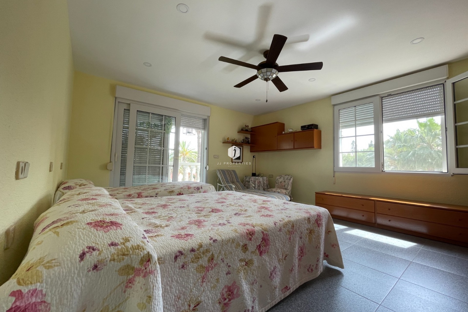 Aus zweiter Hand - Villa -
Orihuela Costa - Costa Blanca