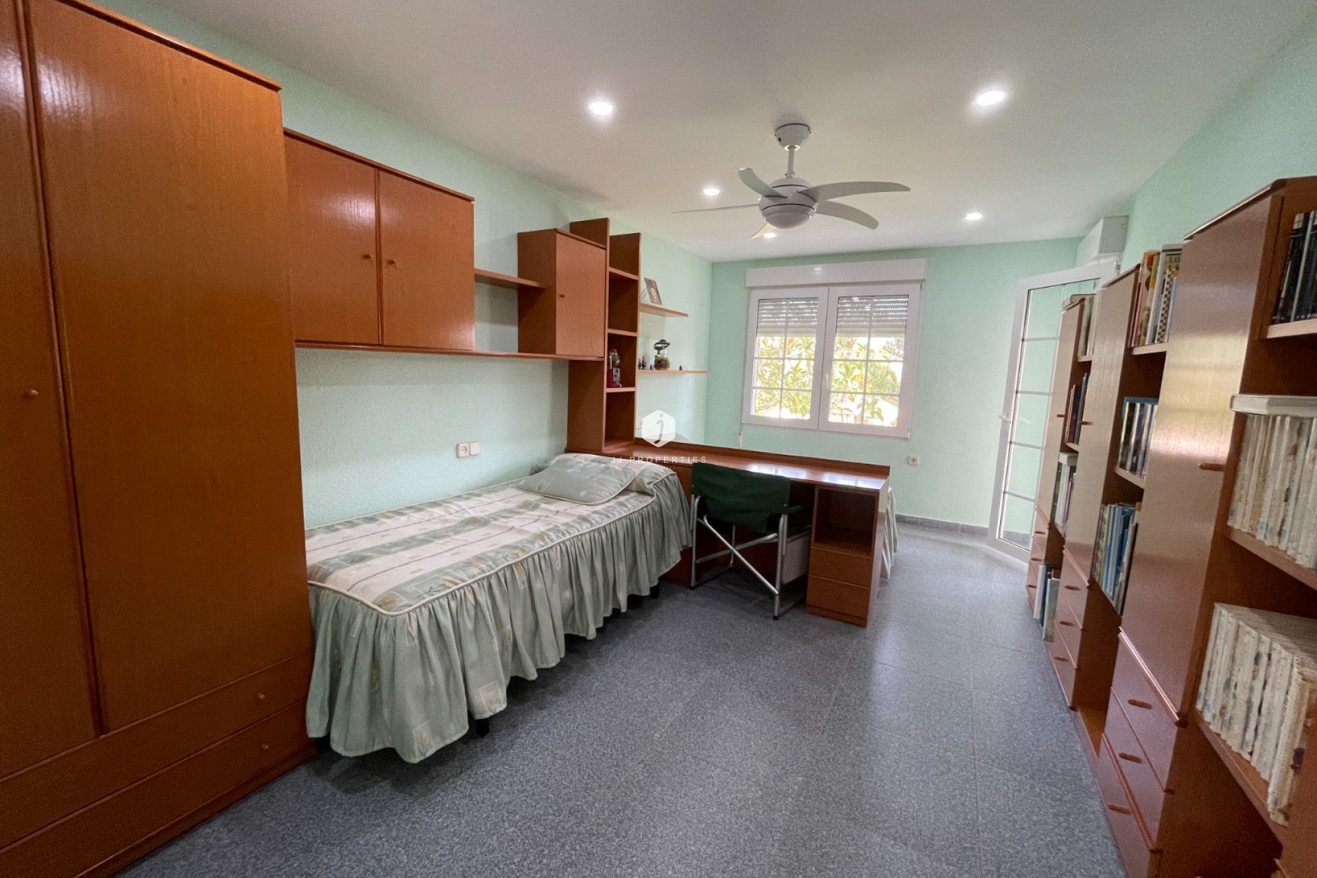 Aus zweiter Hand - Villa -
Orihuela Costa - Costa Blanca