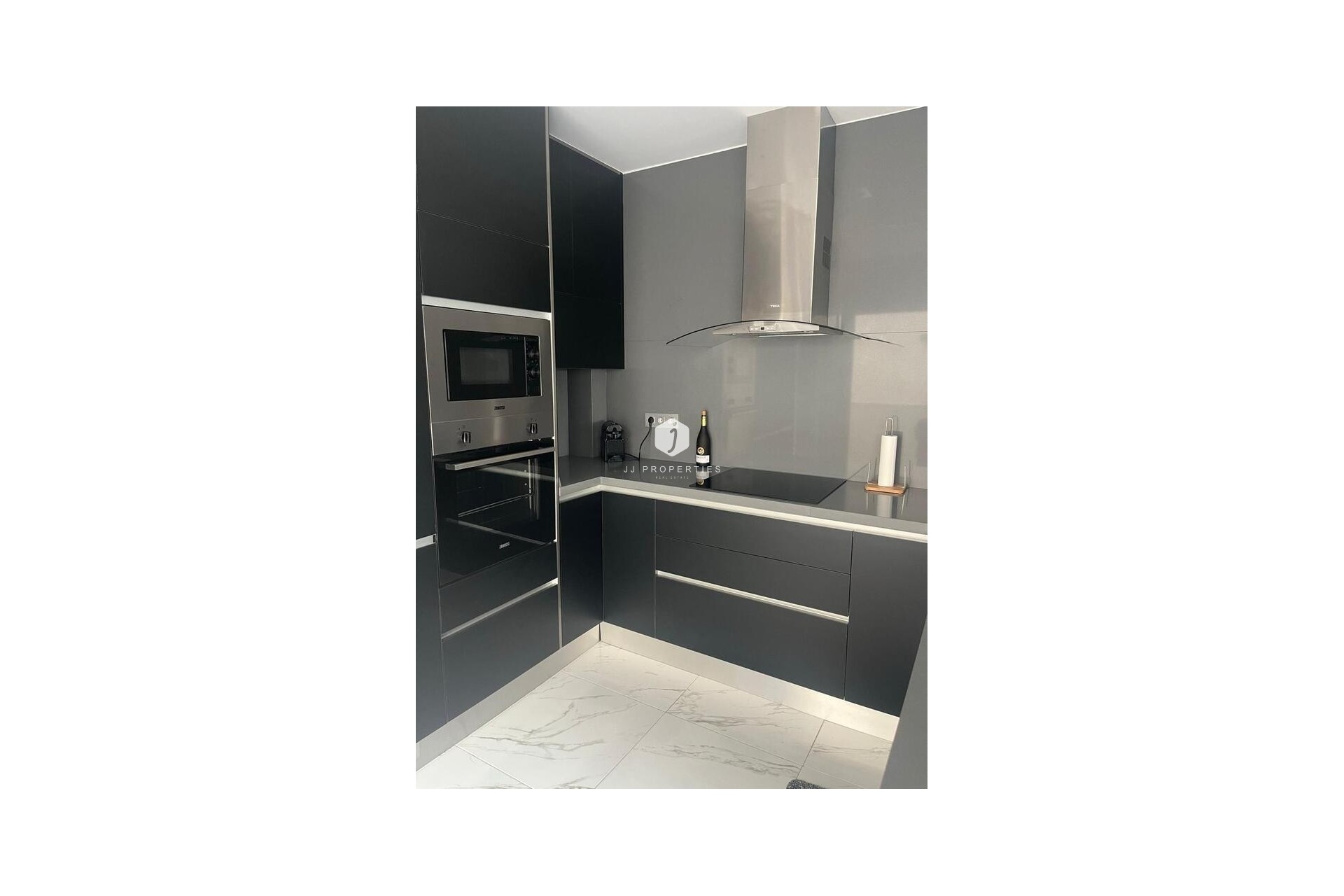 Aus zweiter Hand - Villa -
Orihuela Costa - Costa Blanca