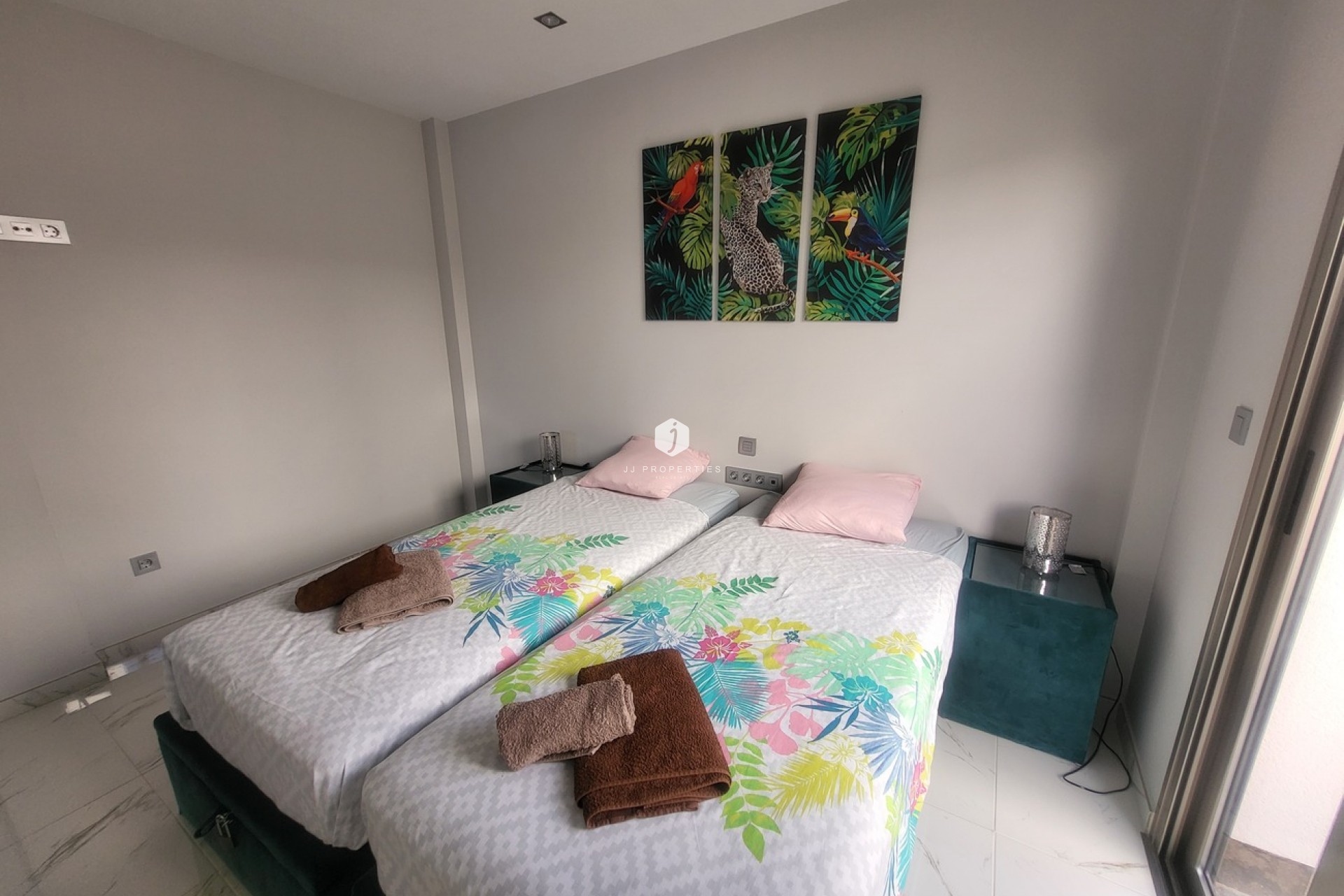 Aus zweiter Hand - Villa -
Orihuela Costa - Costa Blanca