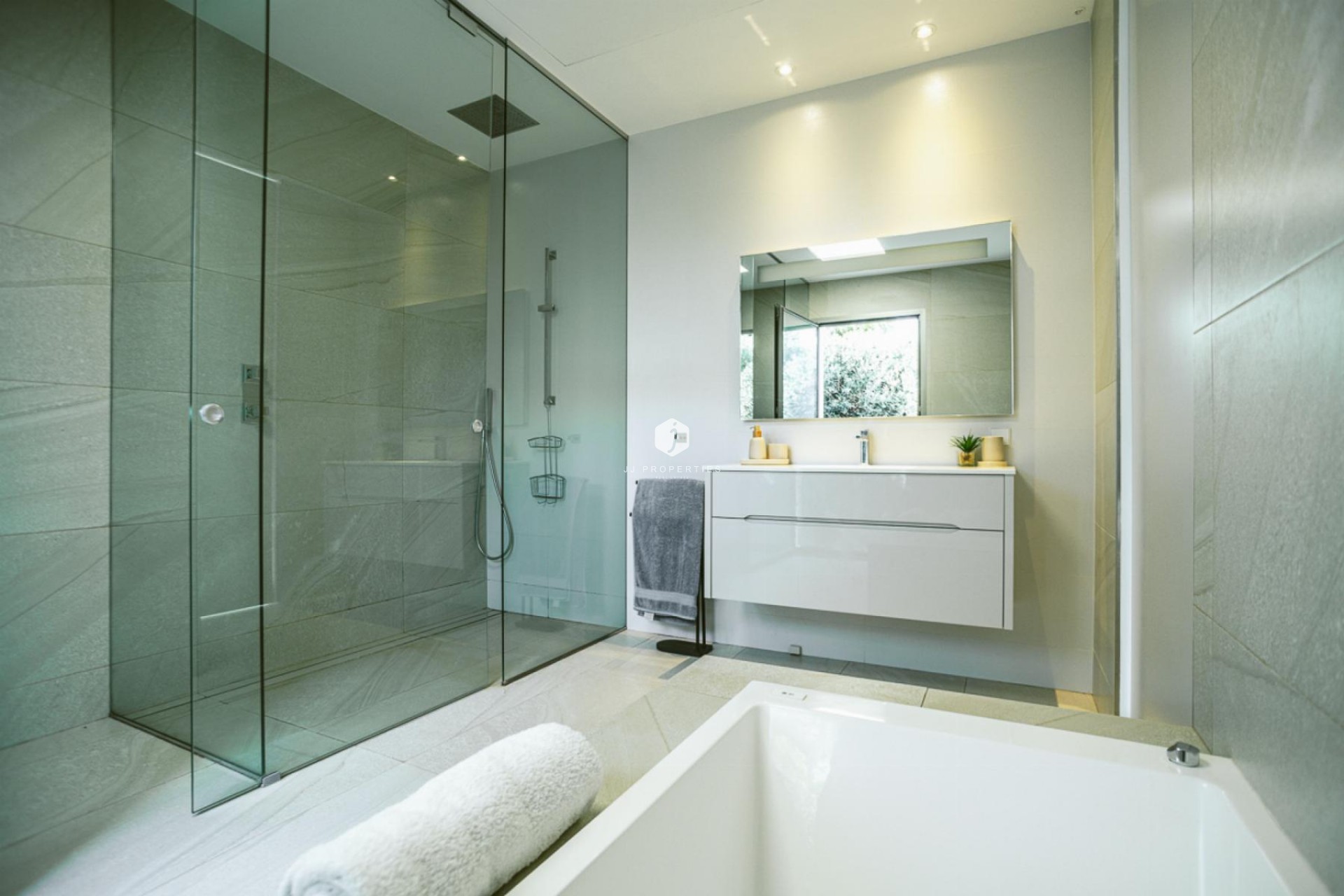 Aus zweiter Hand - Villa -
Orihuela Costa - Costa Blanca